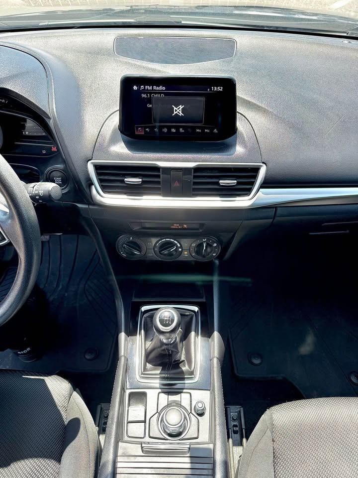 /grewalmotorsltd/2017-Mazda-Mazda3-06892154327070399.jpg