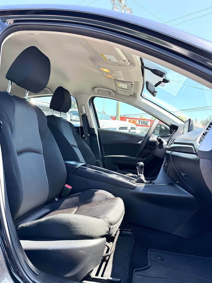 /grewalmotorsltd/2017-Mazda-Mazda3-09004087943569417.jpg