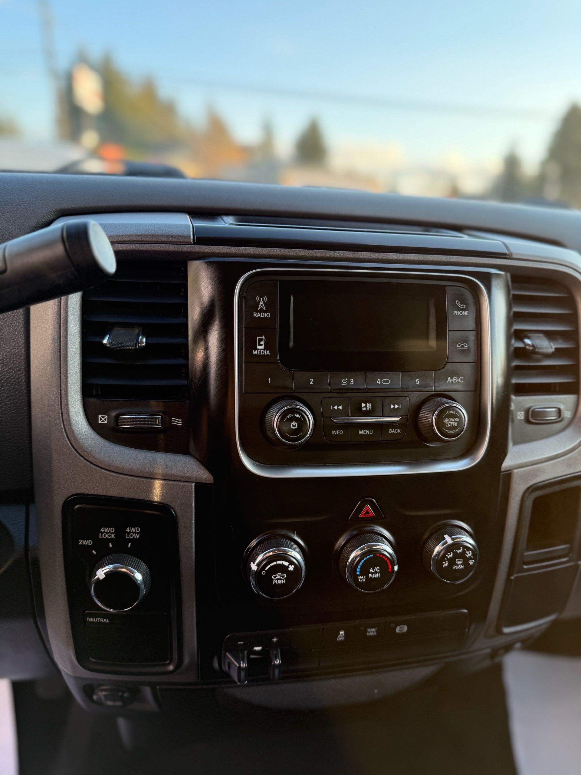 /grewalmotorsltd/2017-Ram-3500-011830987496785683.jpg