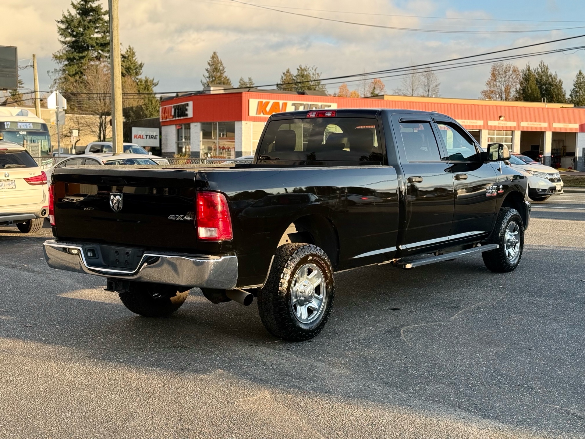 /grewalmotorsltd/2017-Ram-3500-08547102859408029.jpg