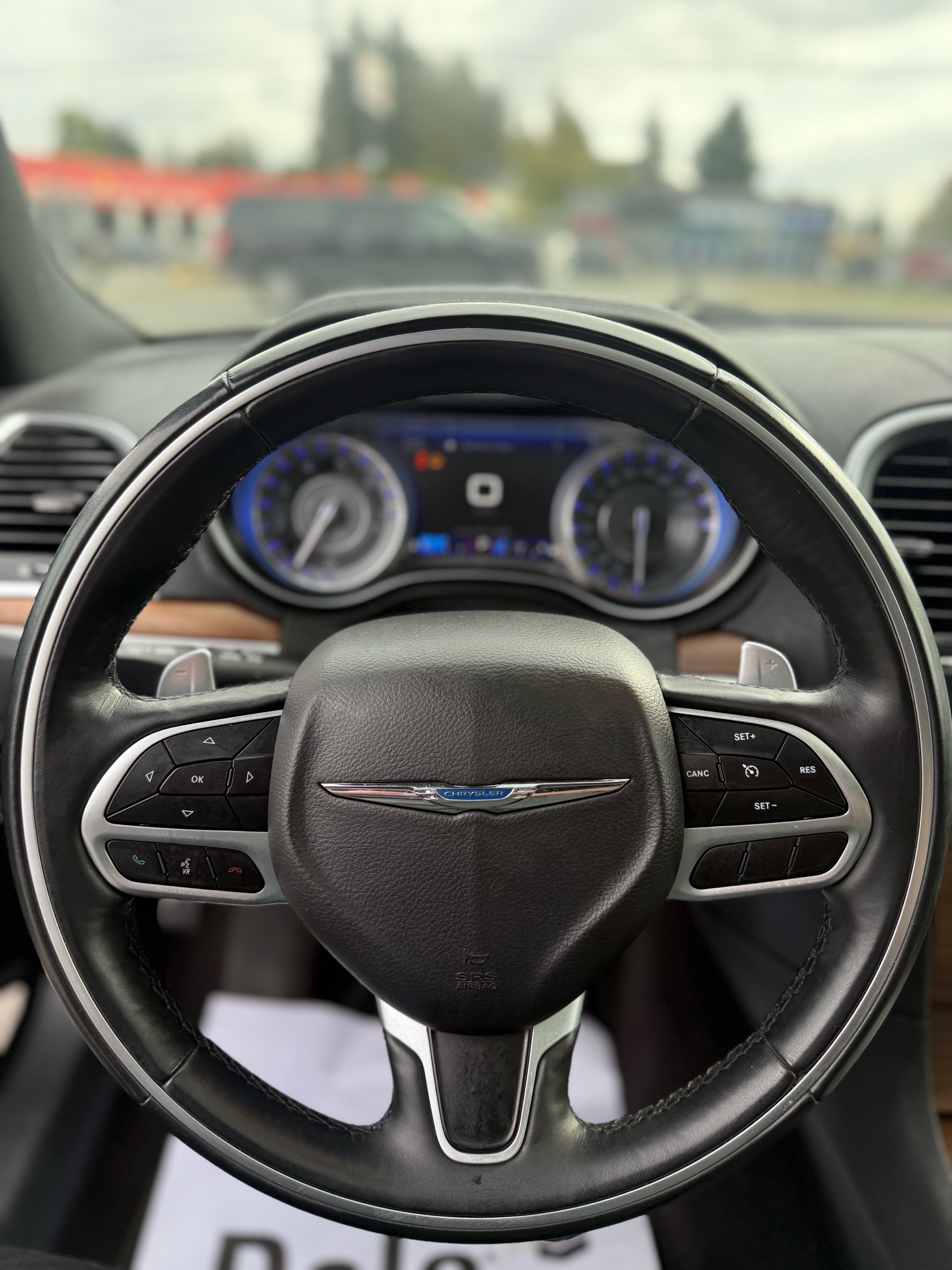/grewalmotorsltd/2018-Chrysler-300-3249335116747343.jpg