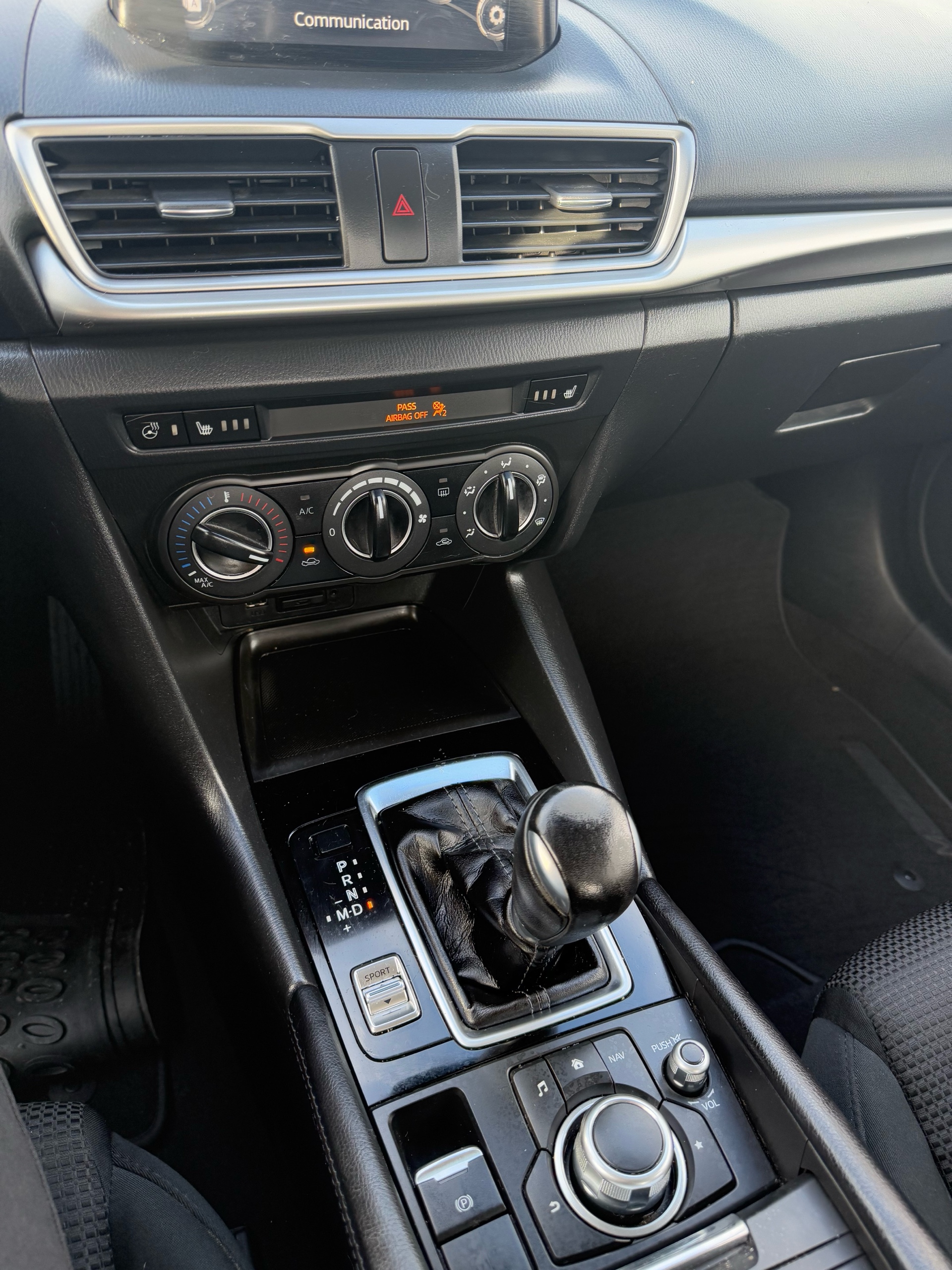 /grewalmotorsltd/2018-Mazda-Mazda3-7802147405904067.jpg