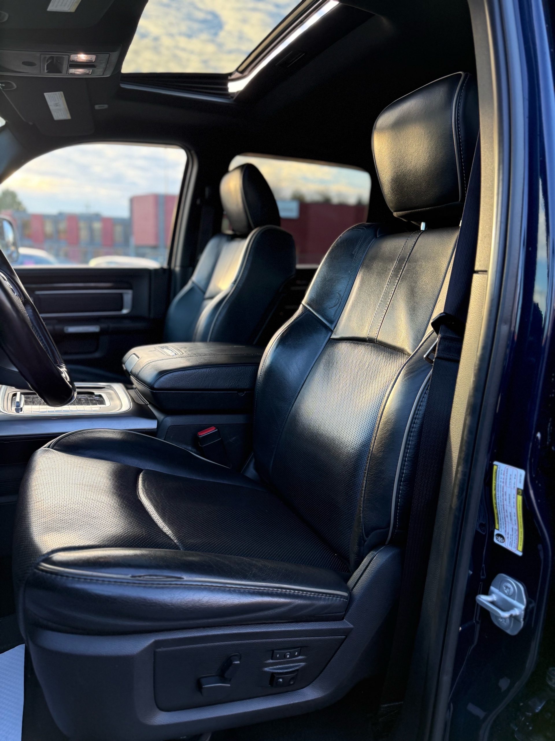 /grewalmotorsltd/2018-Ram-3500-18864048375808418.jpg