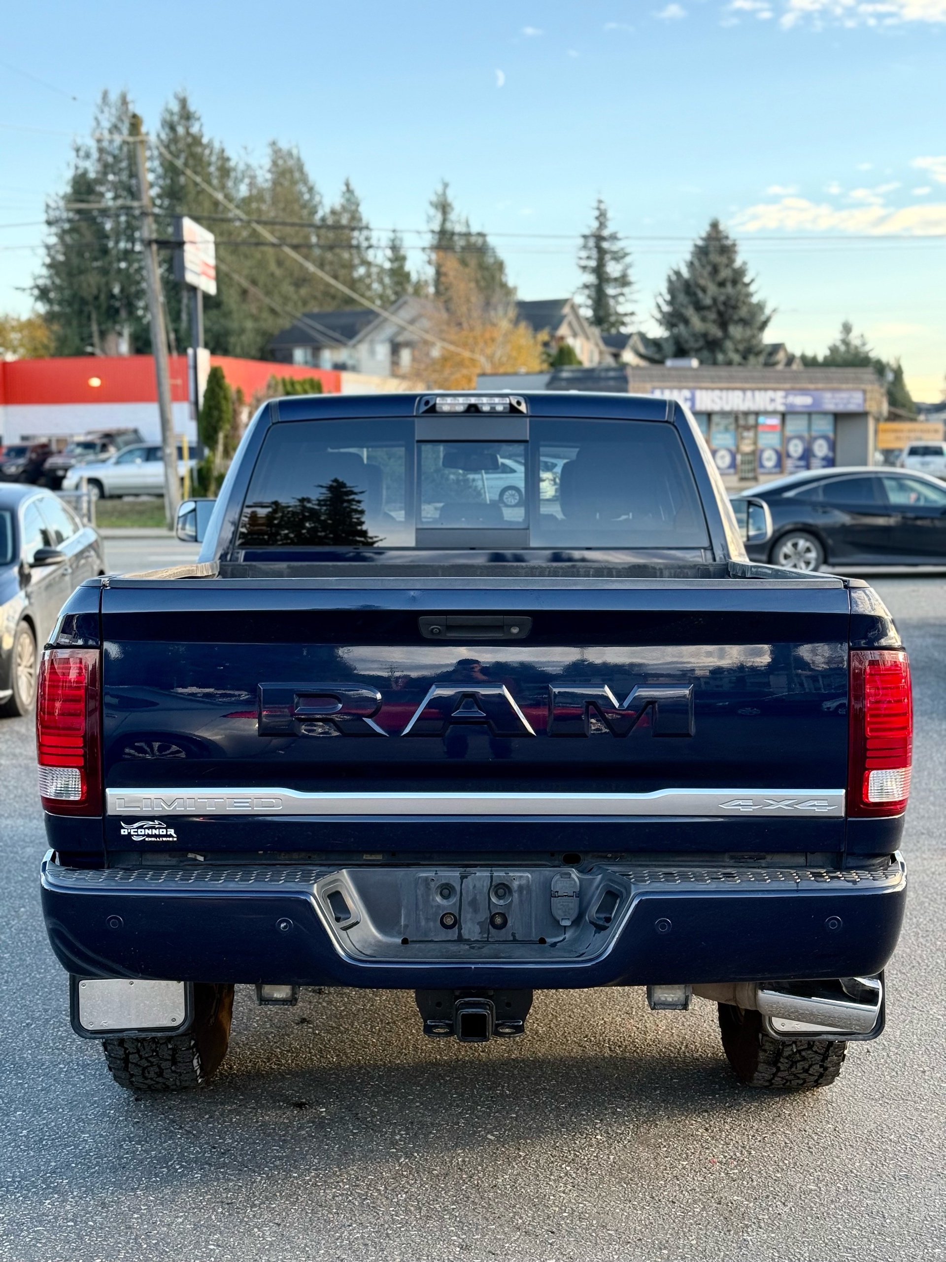 /grewalmotorsltd/2018-Ram-3500-40885720093466227.jpg
