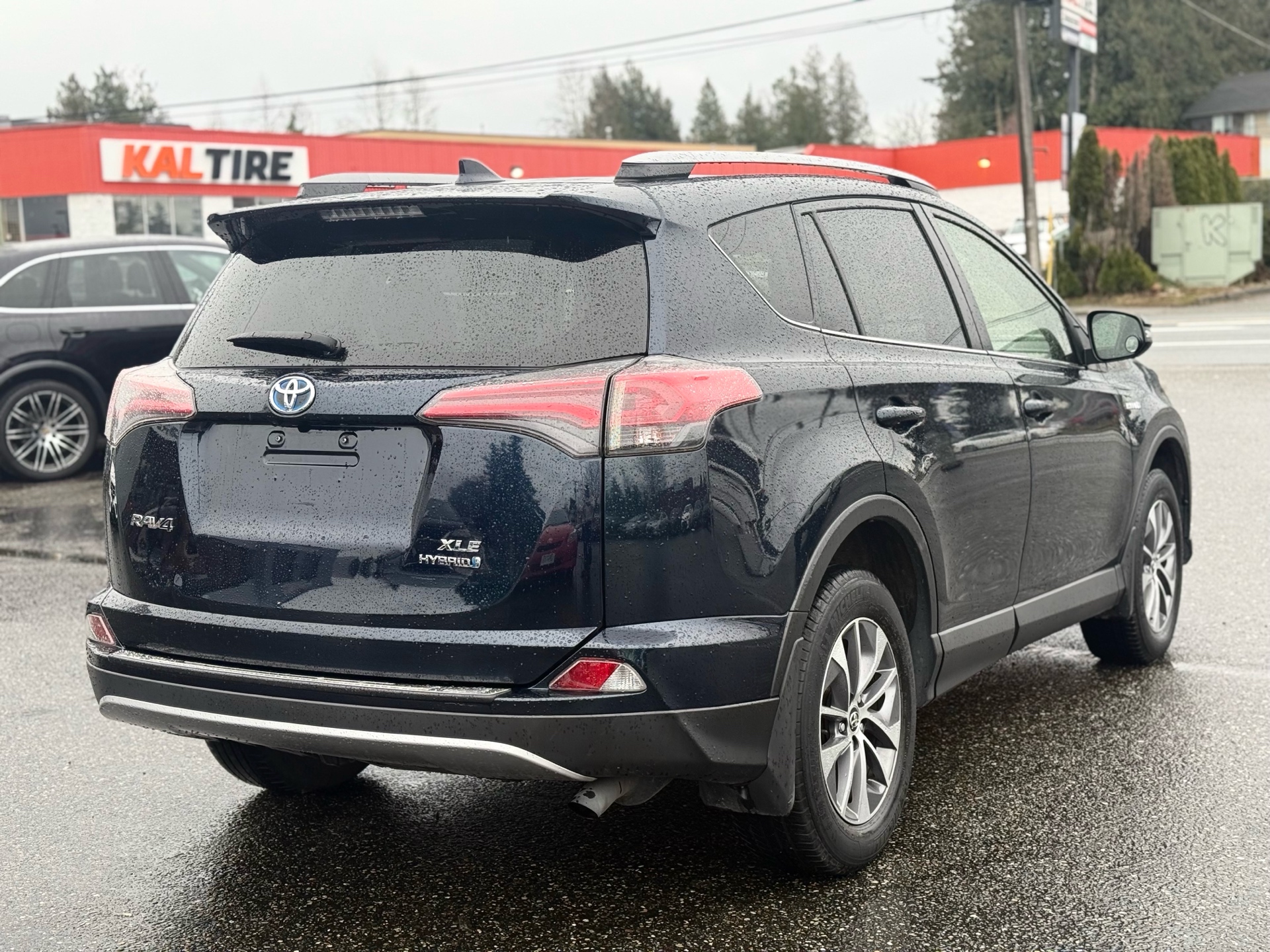 /grewalmotorsltd/2018-Toyota-RAV4-30581335378566066.jpg