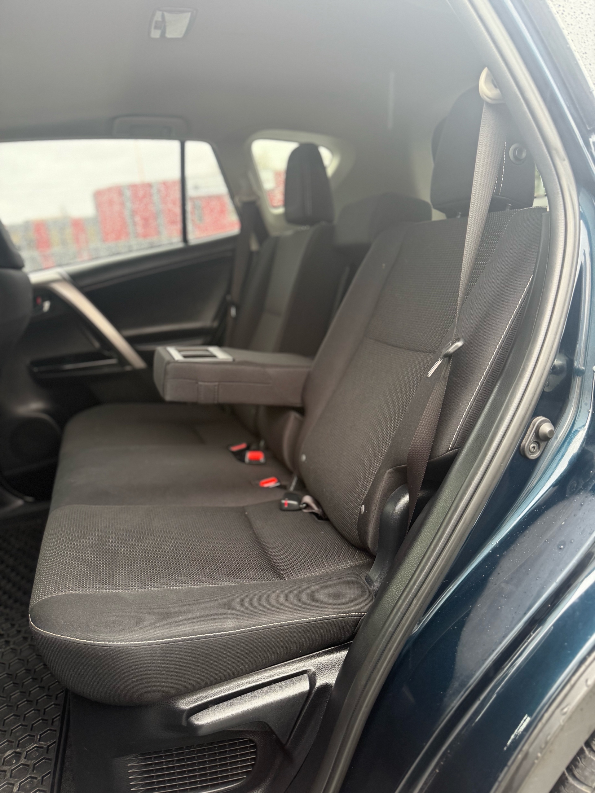 /grewalmotorsltd/2018-Toyota-RAV4-9908758444382757.jpg