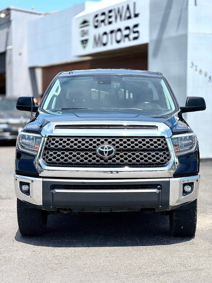/grewalmotorsltd/2018-Toyota-Tundra-4539346401604374.jpg