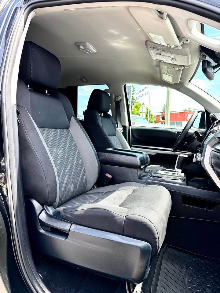 /grewalmotorsltd/2018-Toyota-Tundra-7649390237714253.jpg