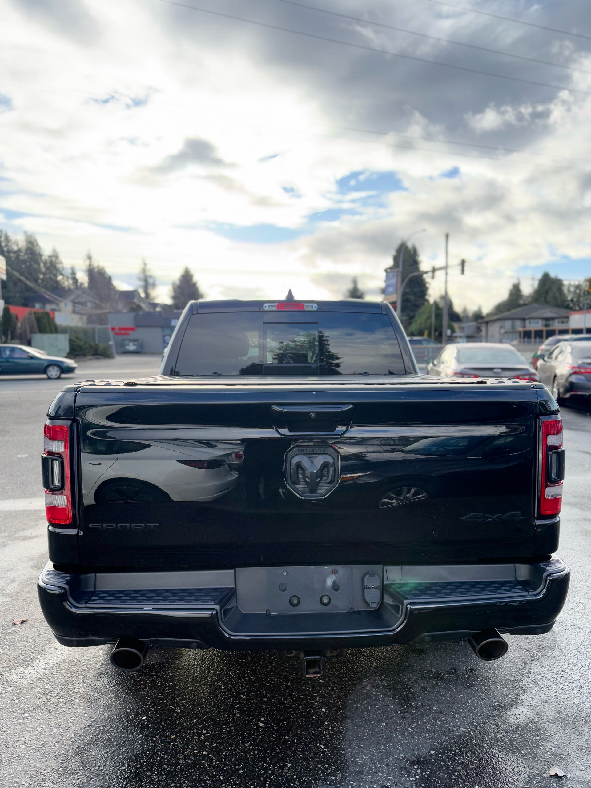 /grewalmotorsltd/2019-Ram-1500-19374423122612106.jpg