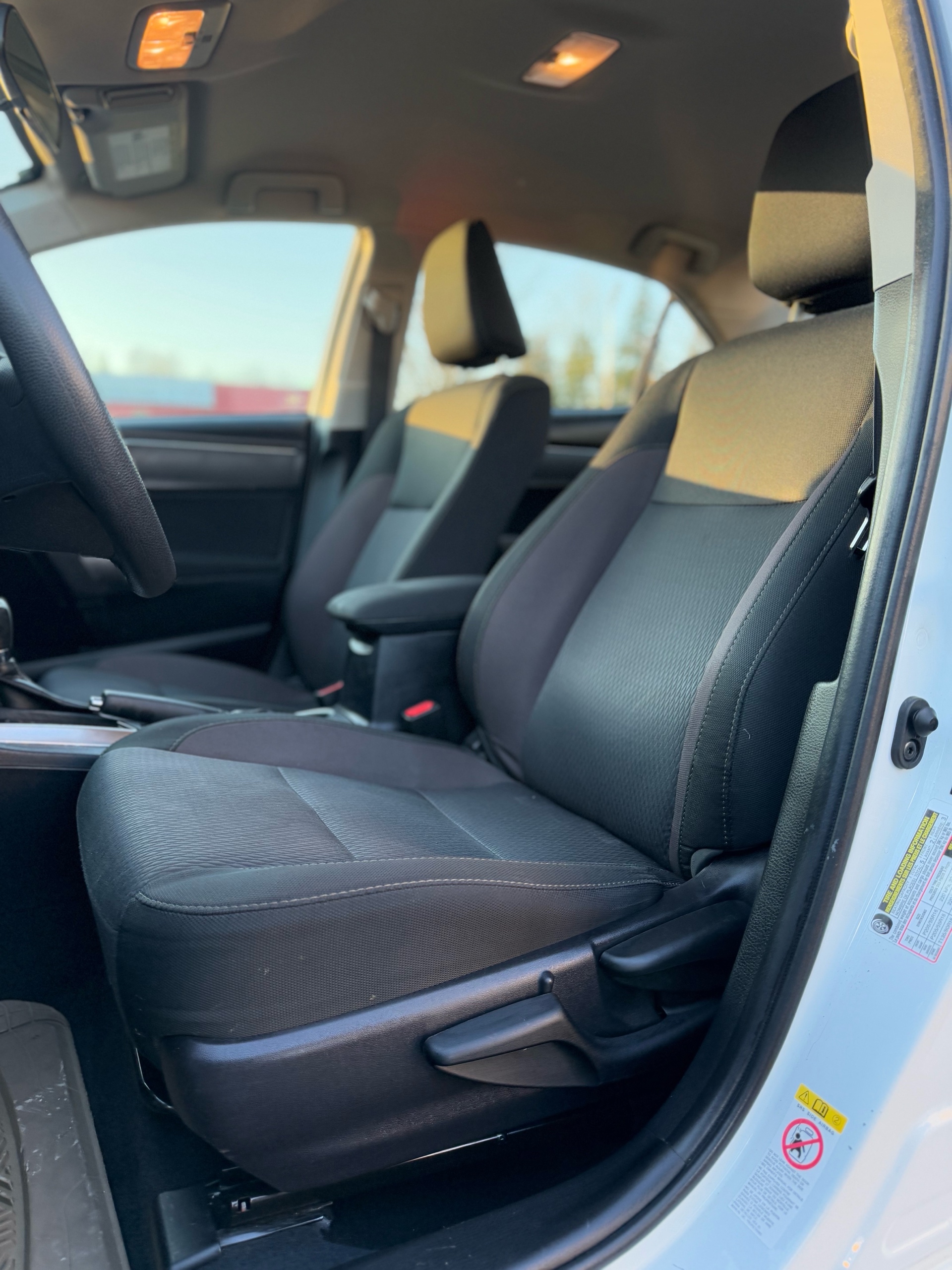 /grewalmotorsltd/2019-Toyota-Corolla-610143854202126.jpg