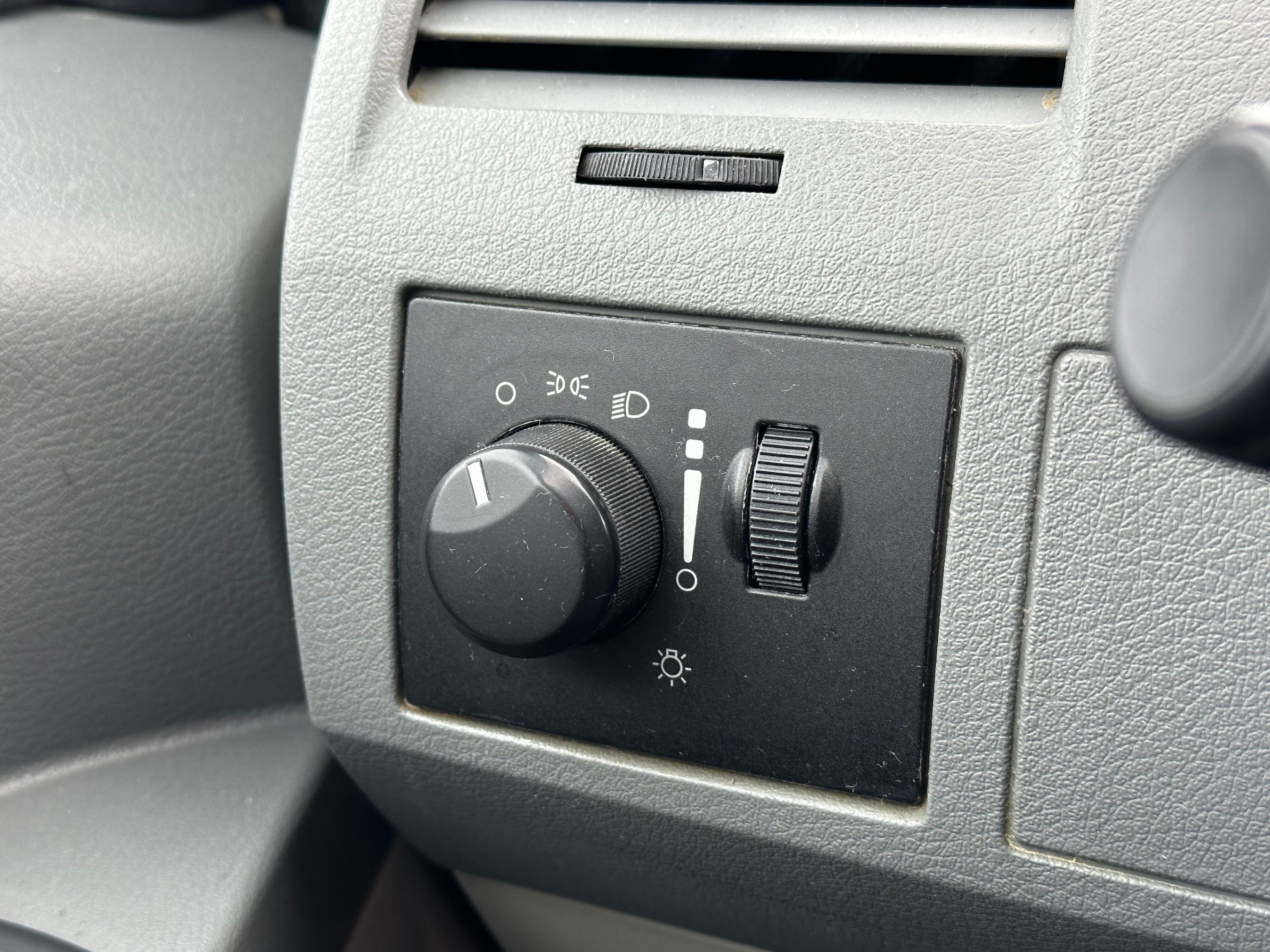 /gundhu/2010-Dodge-GrandCaravan-506692185634416.jpg