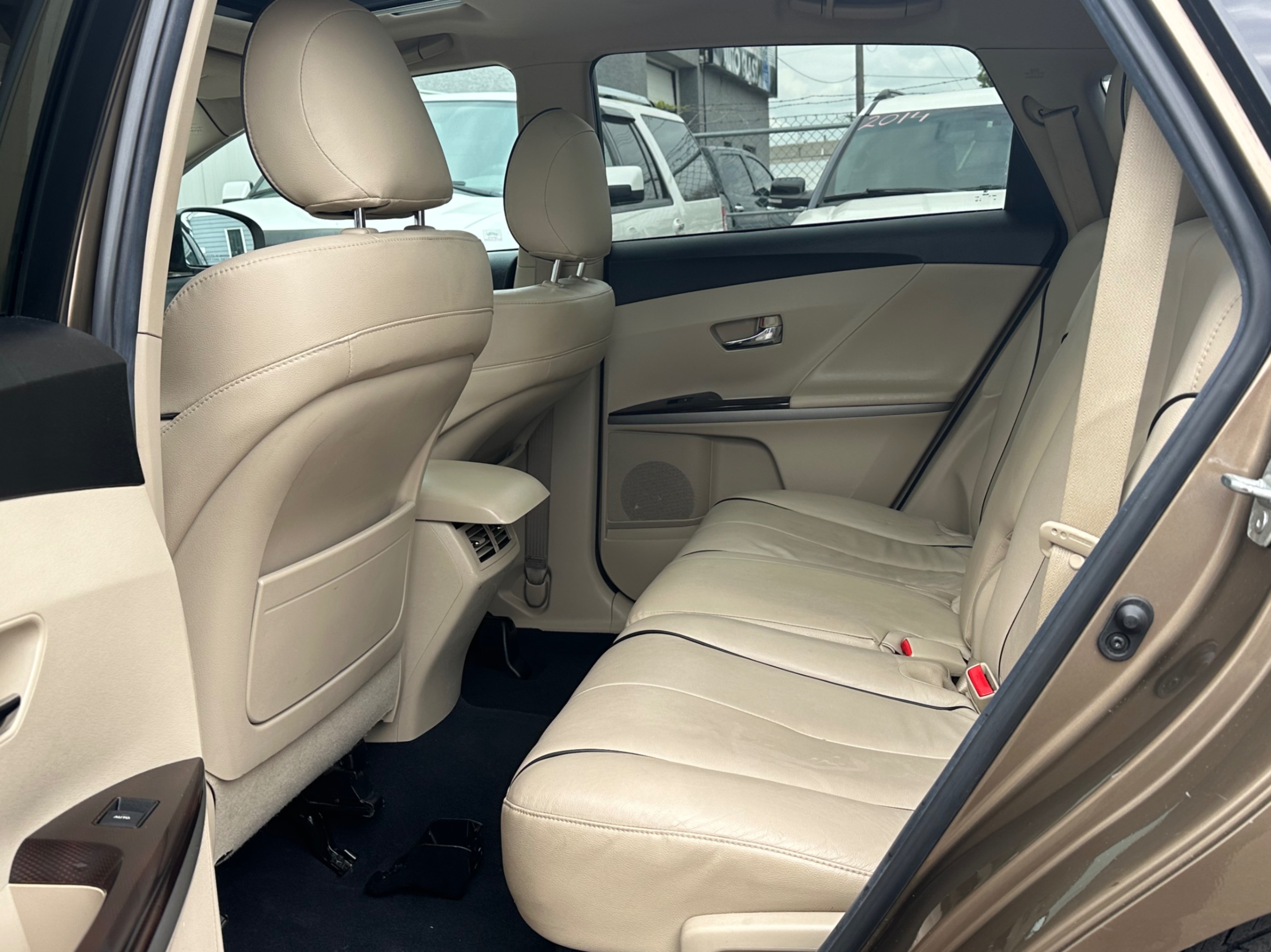 /gundhu/2012-Toyota-Venza-5091141183130352.jpg