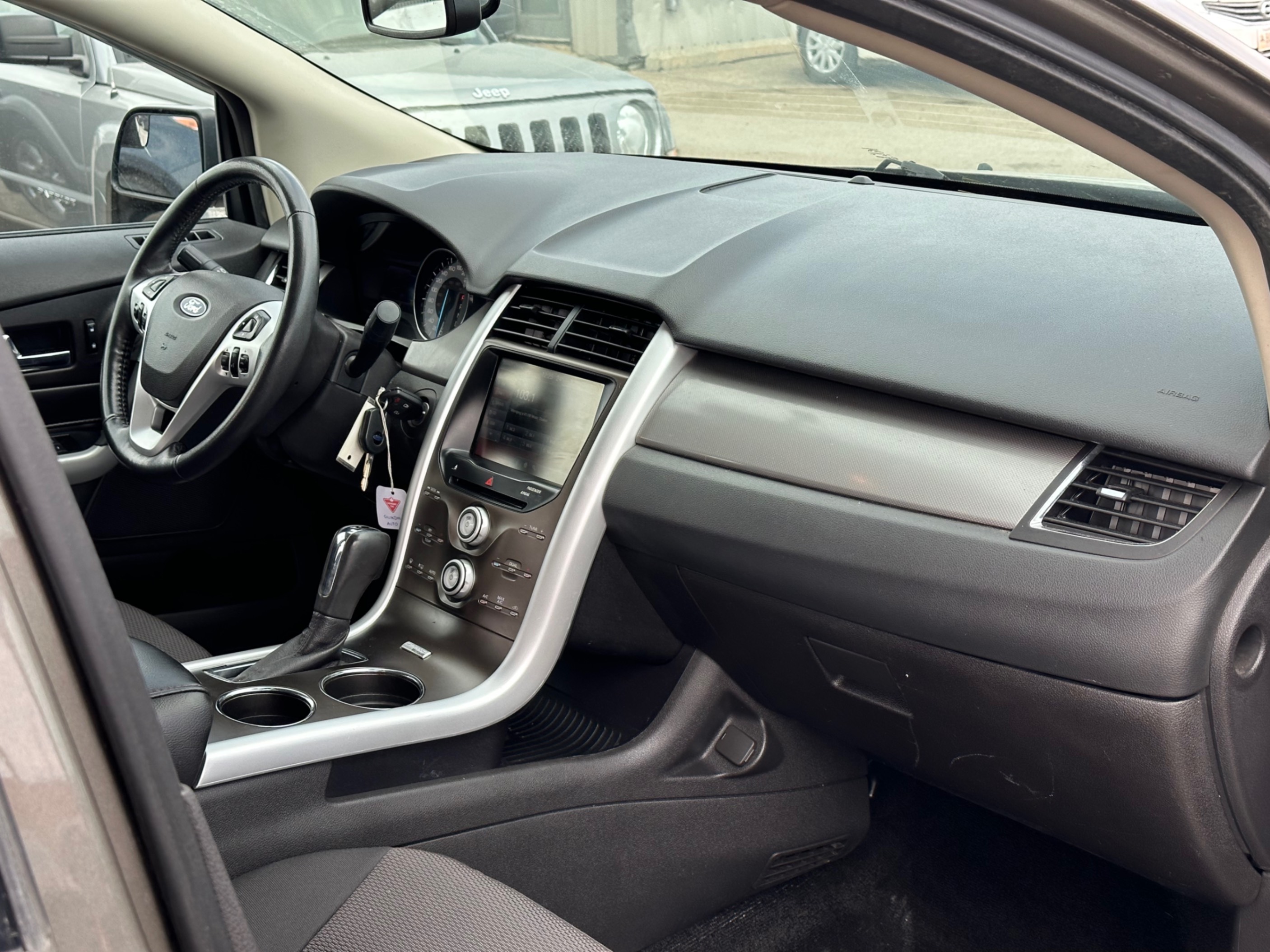 /gundhu/2013-Ford-Edge-2988033443021709.jpg