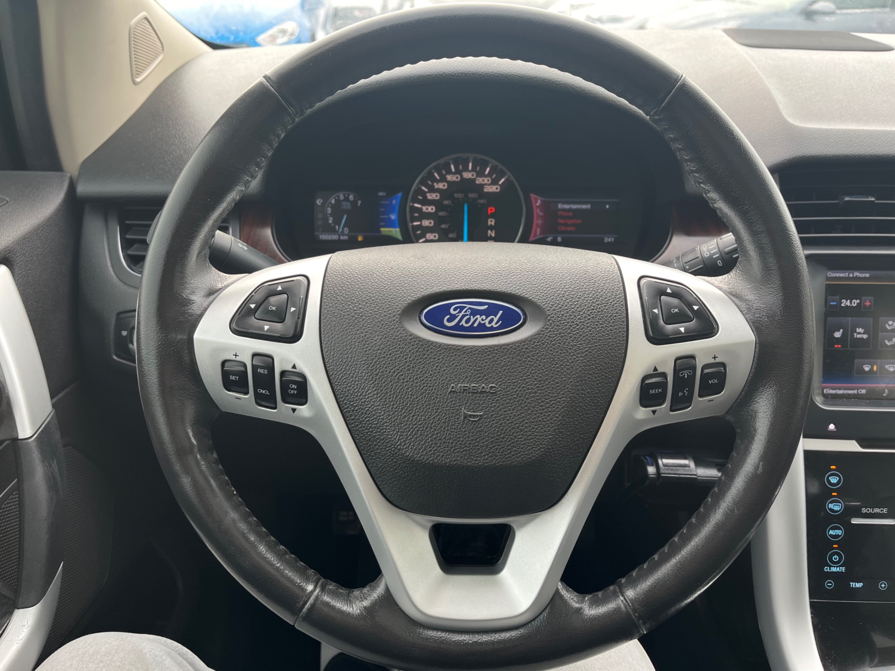 /gundhu/2013-Ford-Edge-7025073137101419.jpg