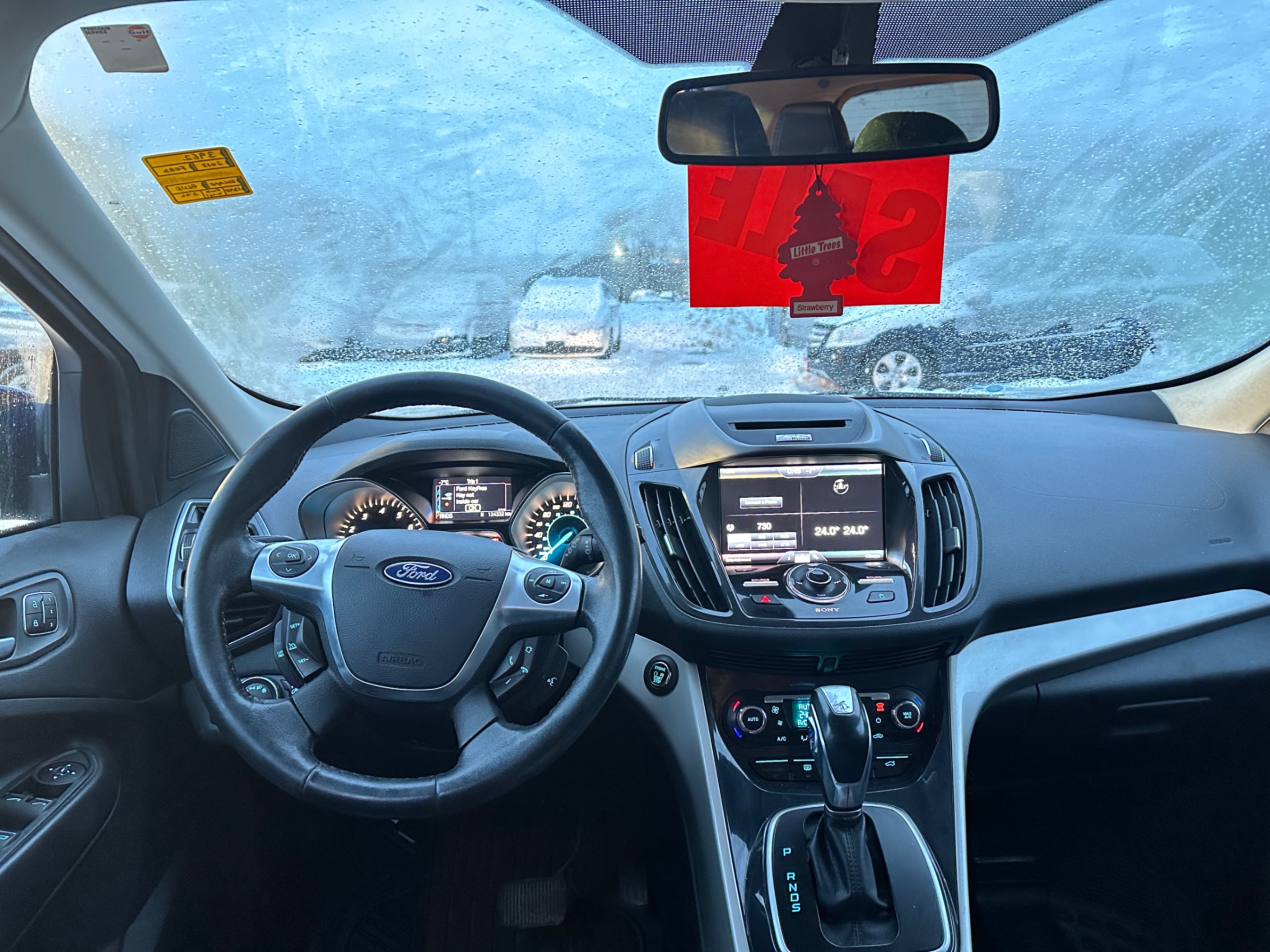 /gundhu/2013-Ford-Escape-37906382641196856.jpg