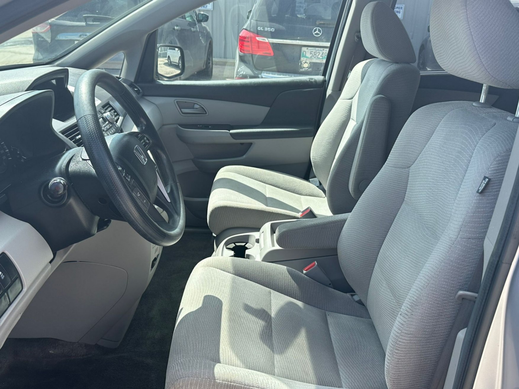 /gundhu/2013-Honda-Odyssey-0011632675513058022.jpg
