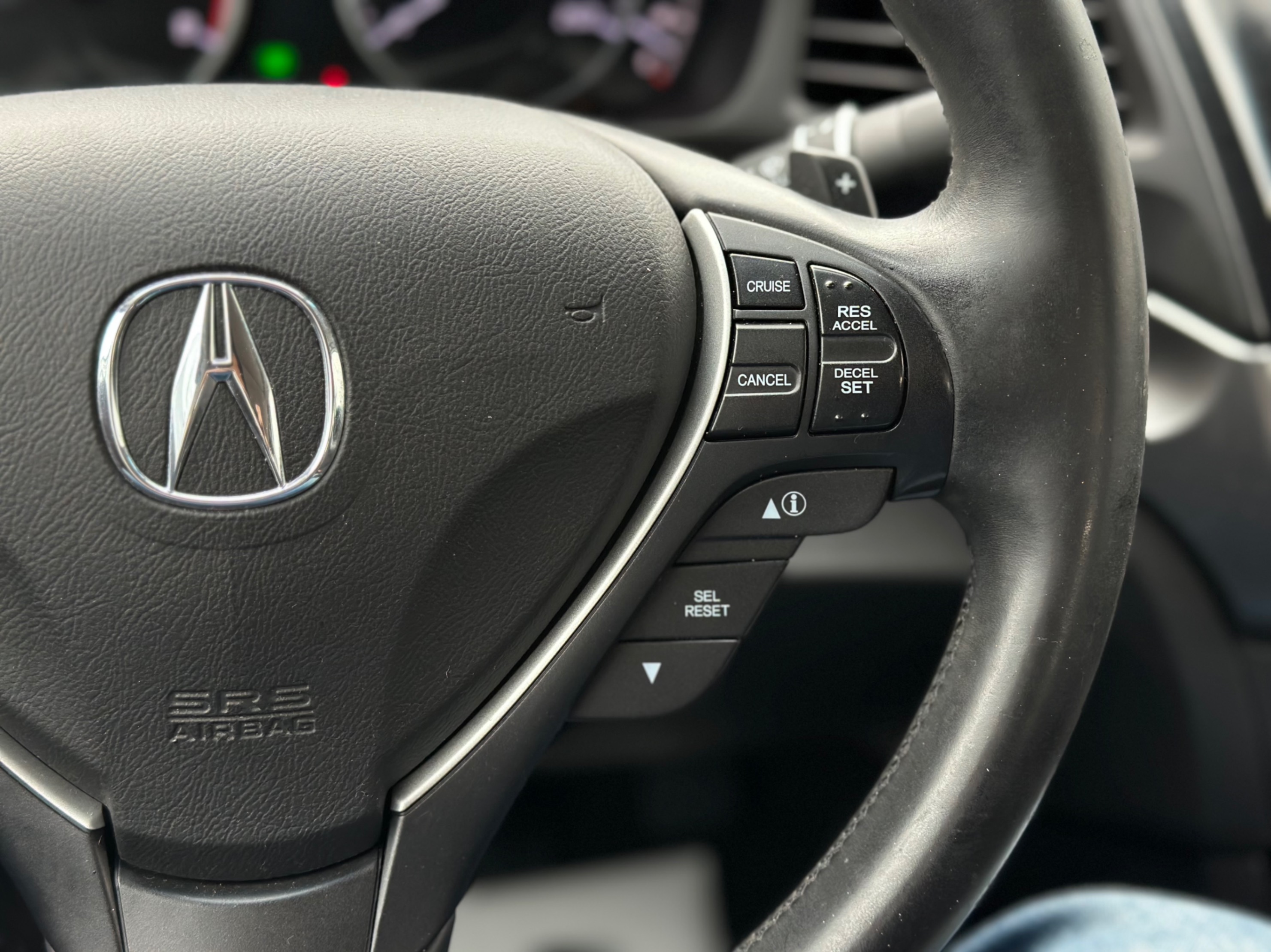 /gundhu/2014-Acura-ILX-9561951767333916.jpg