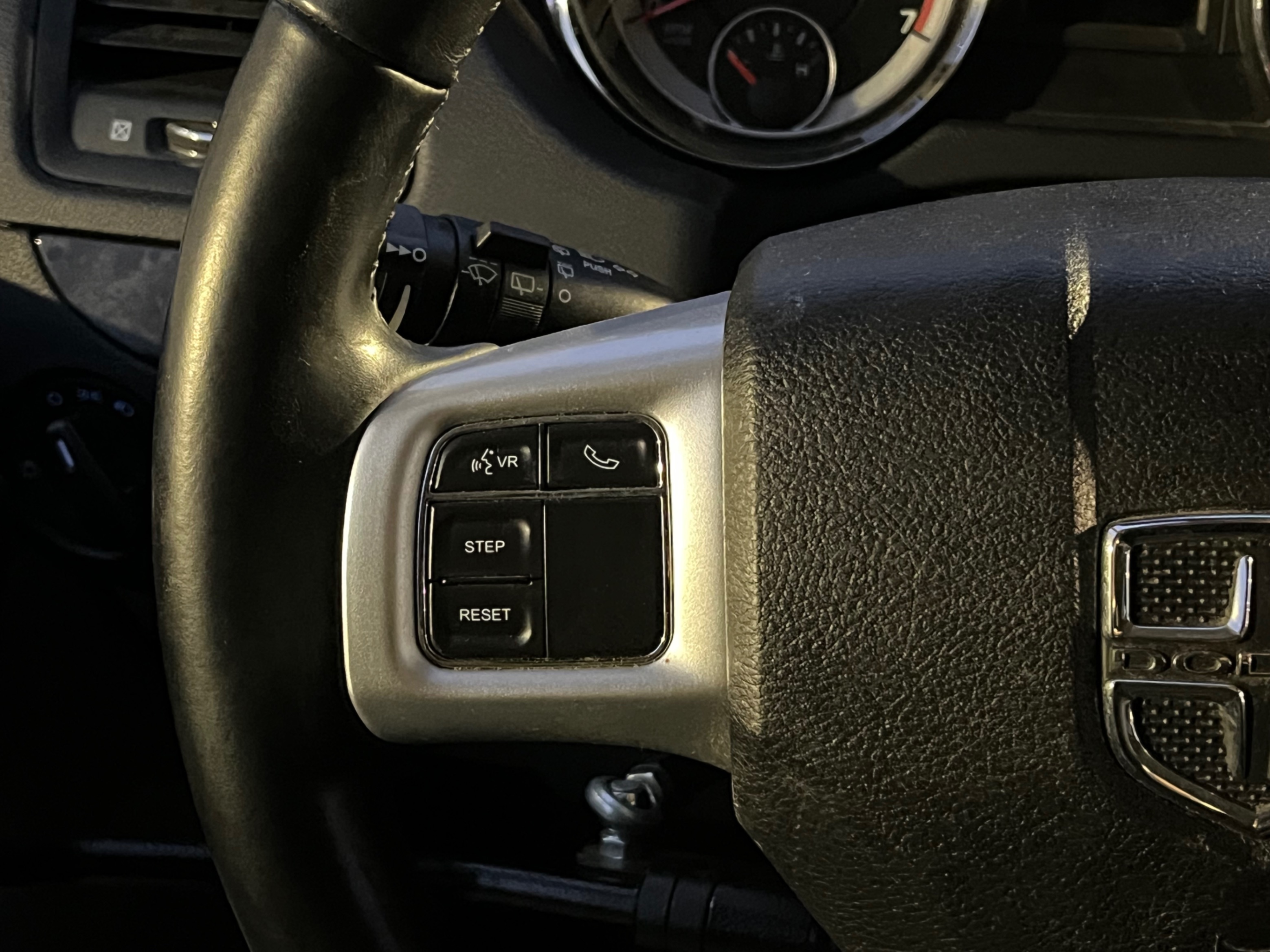 /gundhu/2014-Dodge-GrandCaravan-7955564476571282.jpg