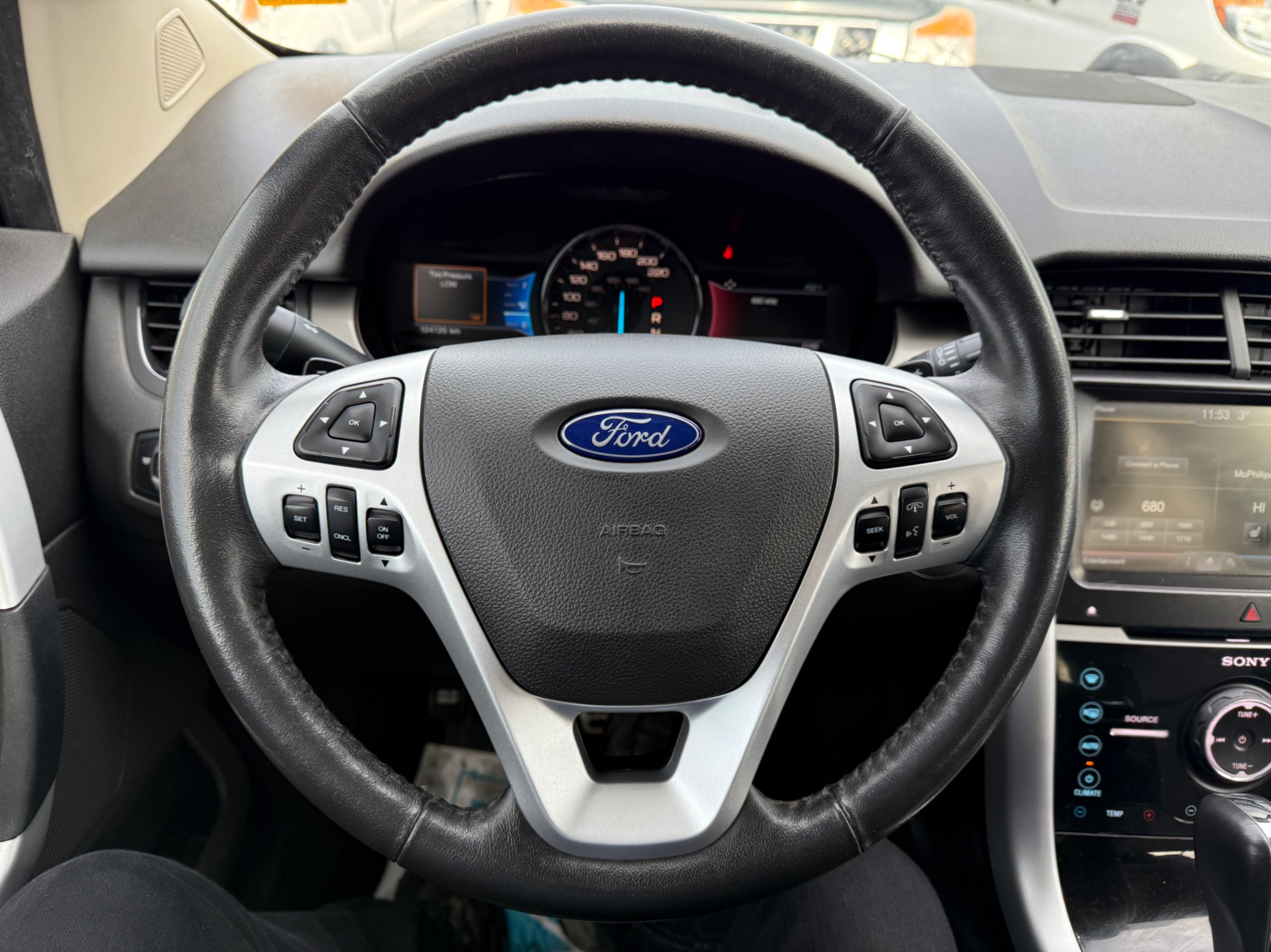 /gundhu/2014-Ford-Edge-9678517404239901.jpg