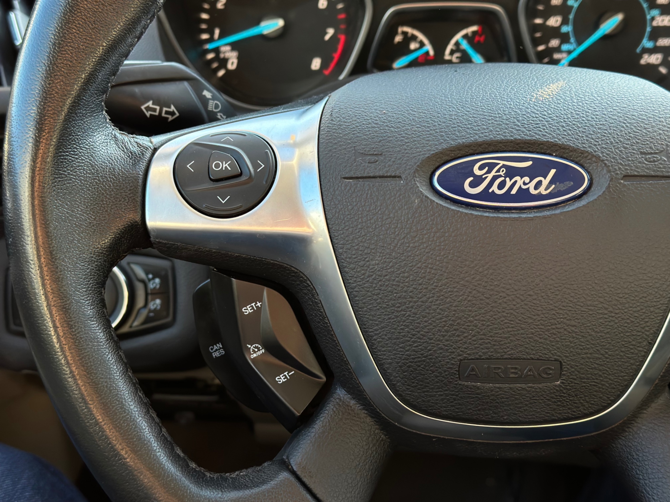 /gundhu/2014-Ford-Escape-5004394218306745.jpg