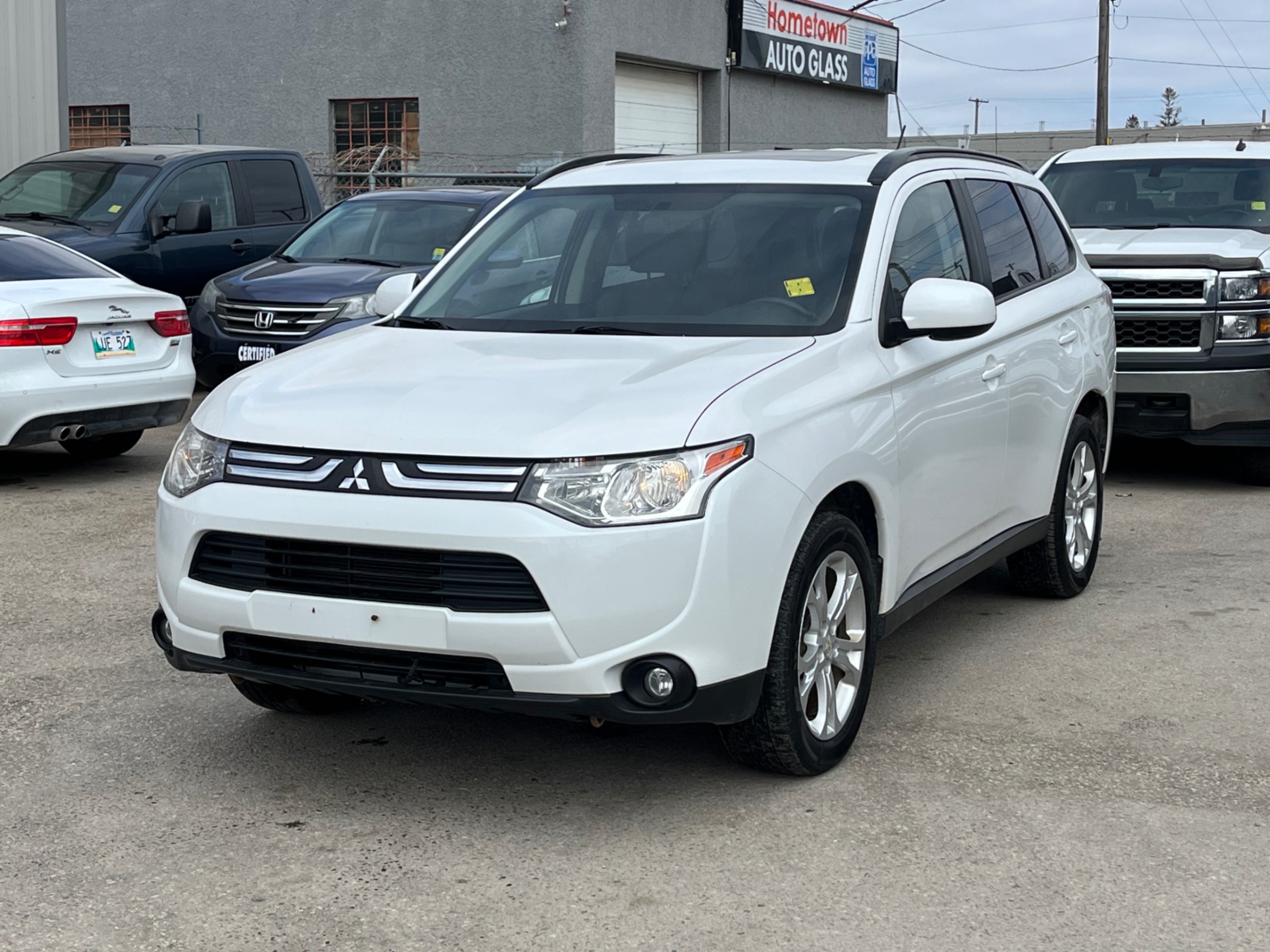 /gundhu/2014-Mitsubishi-Outlander-0541749870111663.jpg
