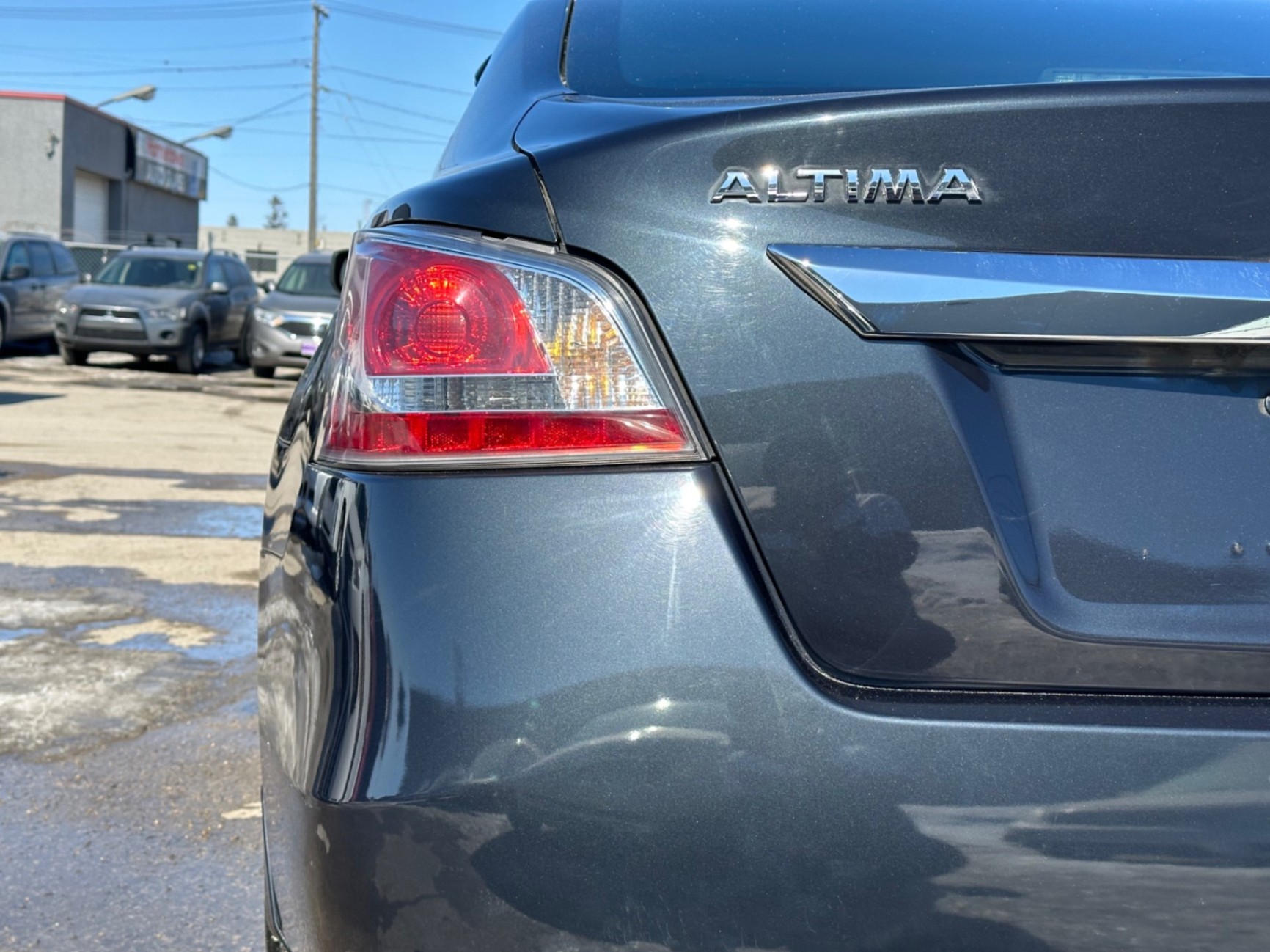 /gundhu/2014-Nissan-Altima-36486468445698317.jpg