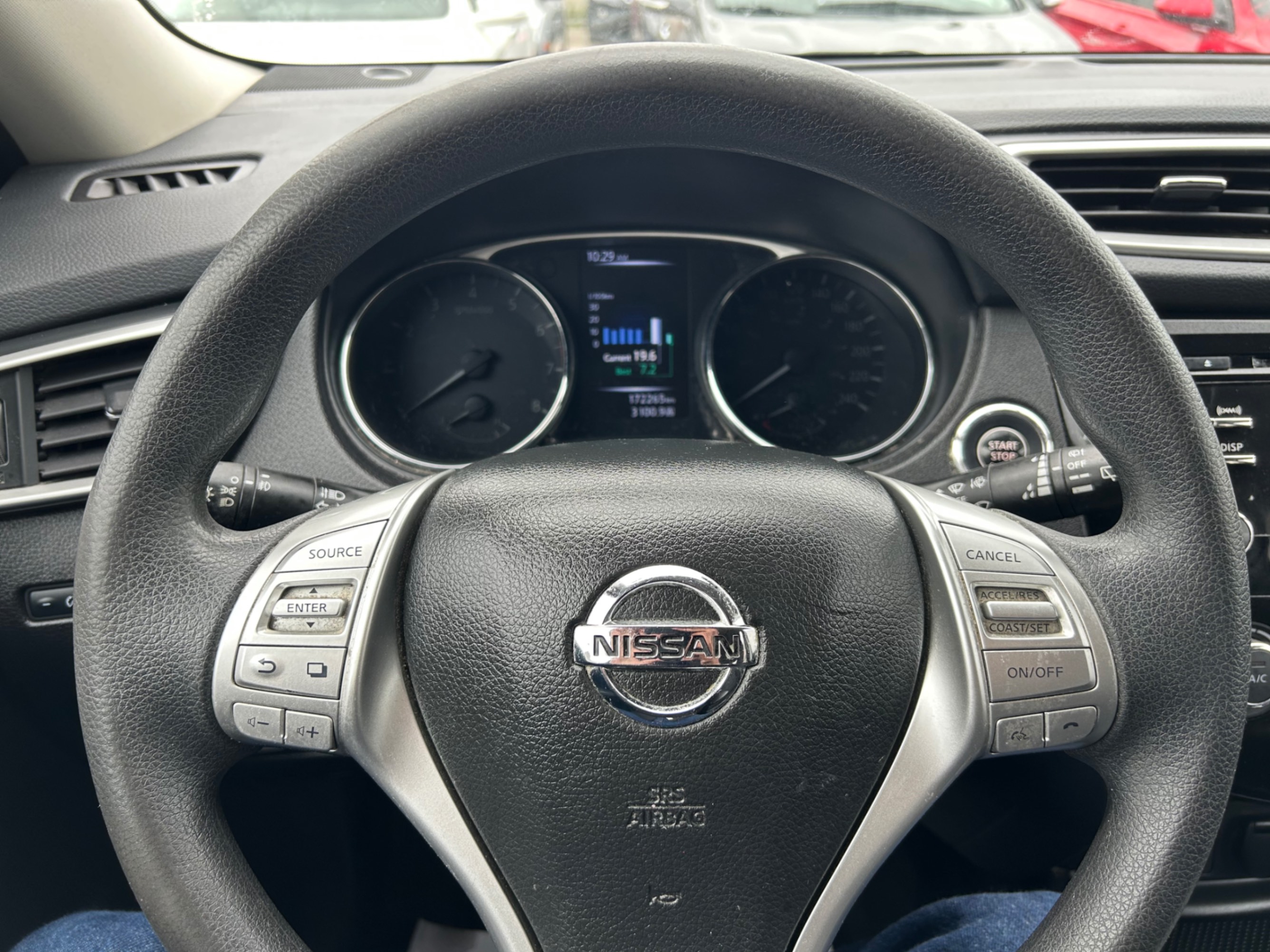 /gundhu/2014-Nissan-Rogue-6643752557440508.jpg