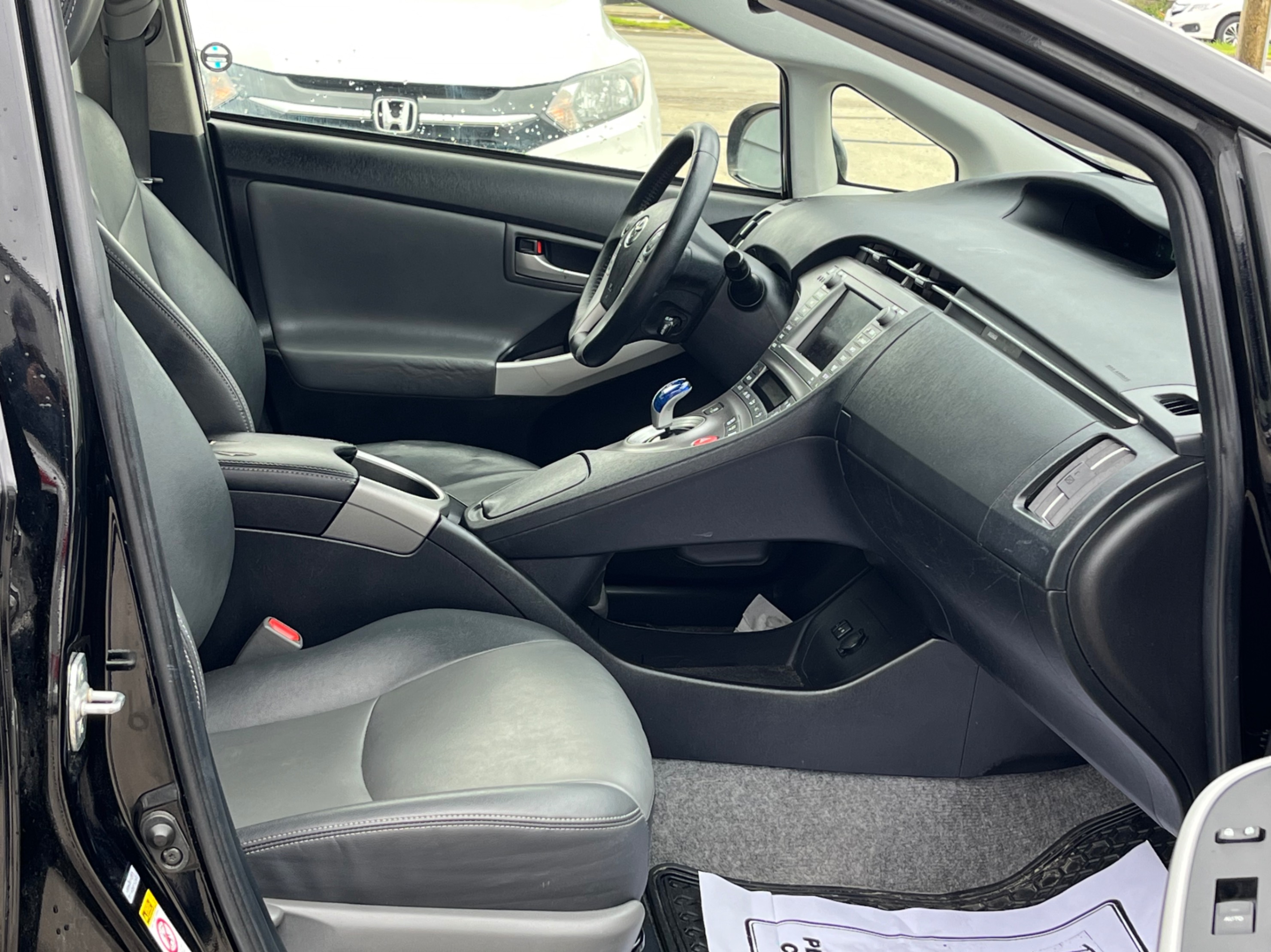 /gundhu/2014-Toyota-Prius-9390691992526563.jpg