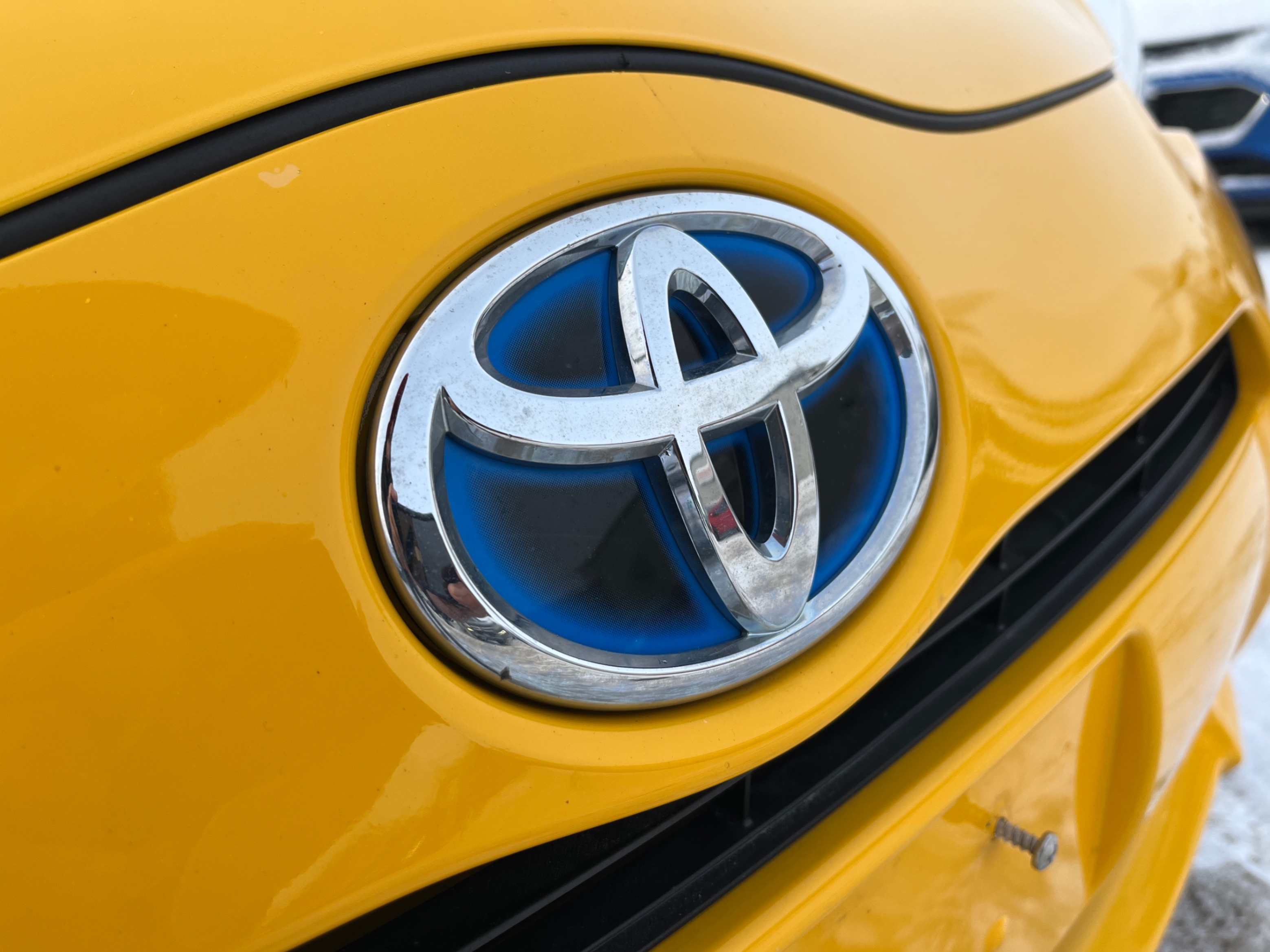 /gundhu/2014-Toyota-Priusc-5089641725732845.jpg