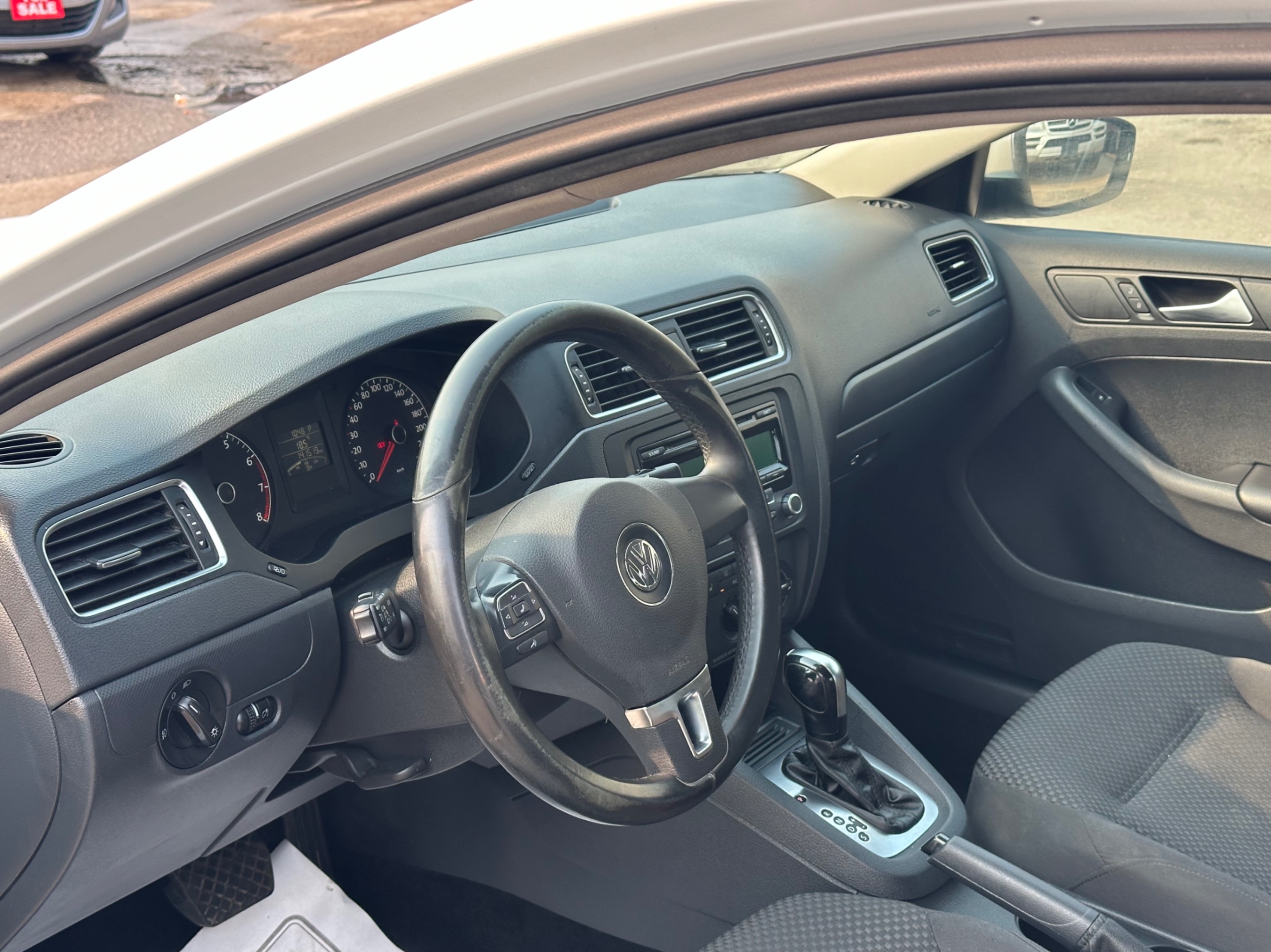 /gundhu/2014-Volkswagen-Jetta-6630571384019903.jpg