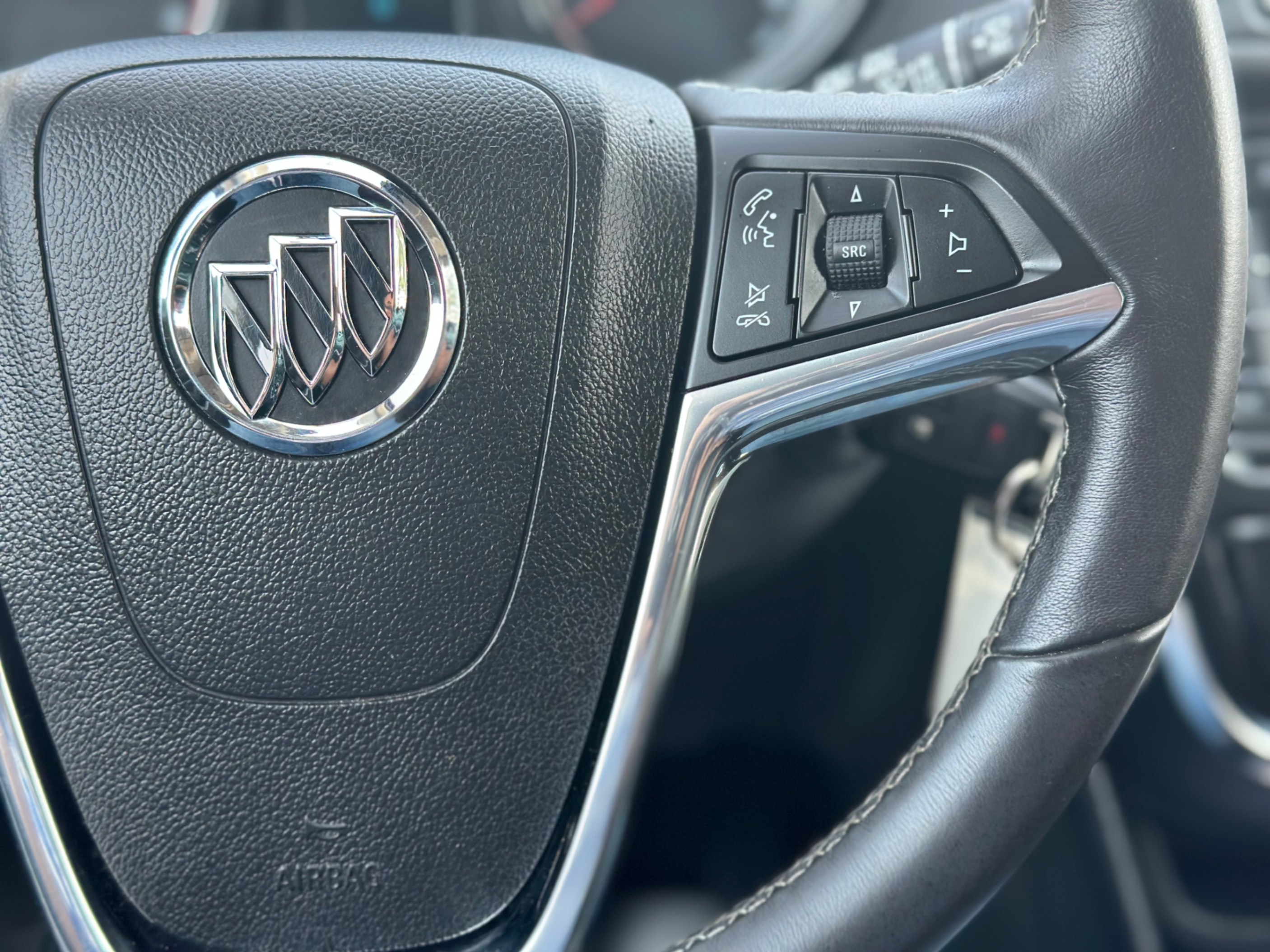 /gundhu/2015-Buick-Encore-15470515936680584.jpg