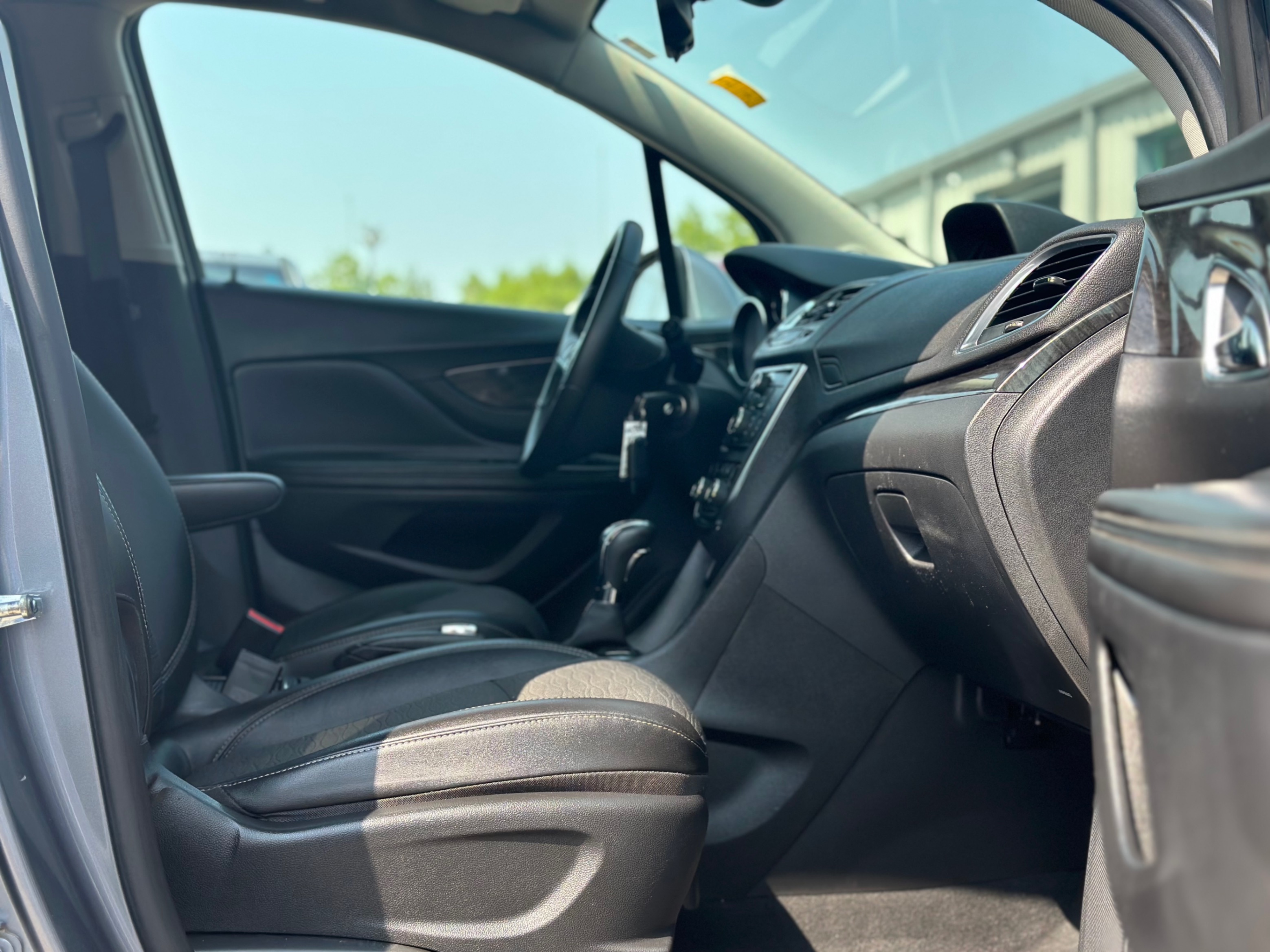 /gundhu/2015-Buick-Encore-6727729291935776.jpg