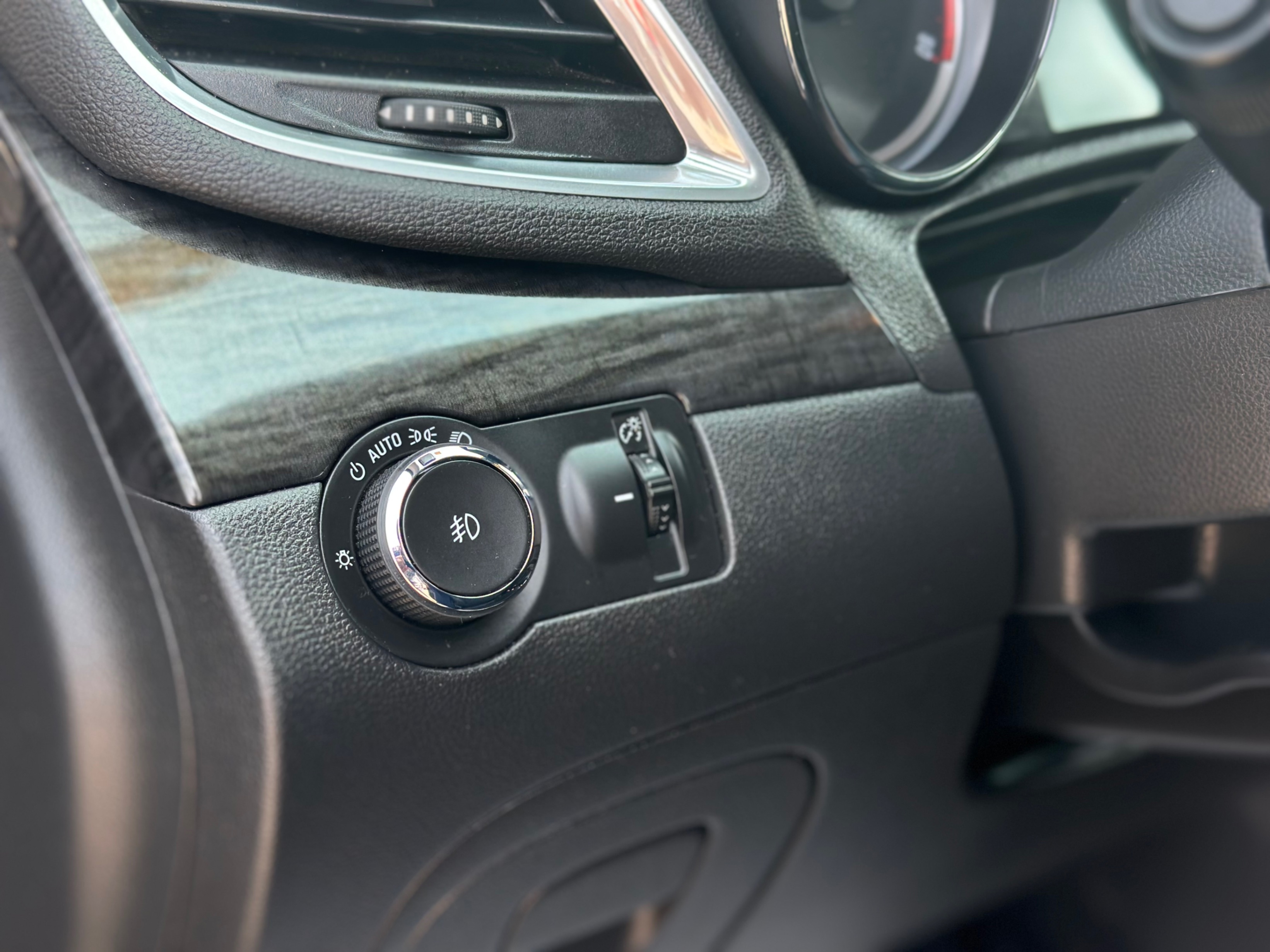 /gundhu/2015-Buick-Encore-832560166003846.jpg