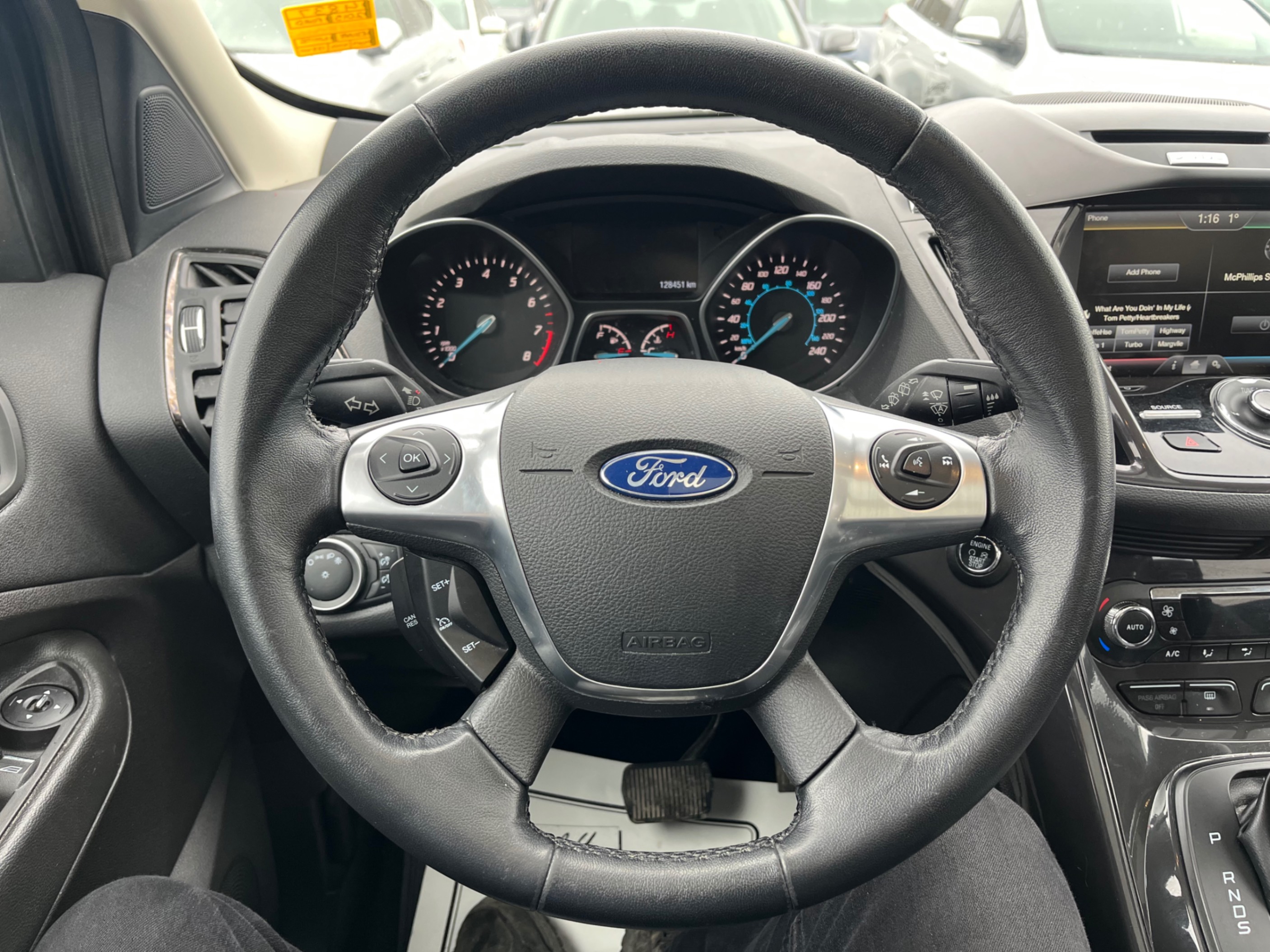 /gundhu/2015-Ford-Escape-653884079011436.jpg