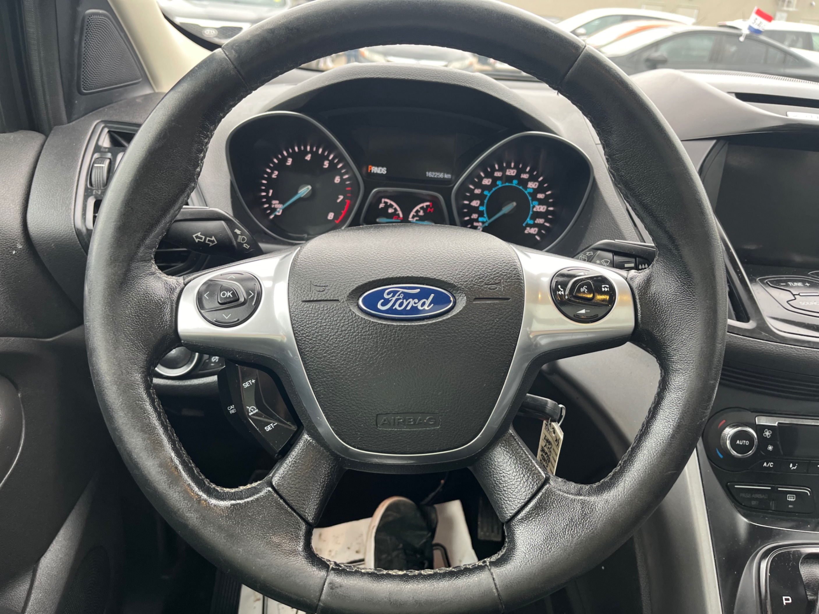 /gundhu/2015-Ford-Escape-7490060955760312.jpg
