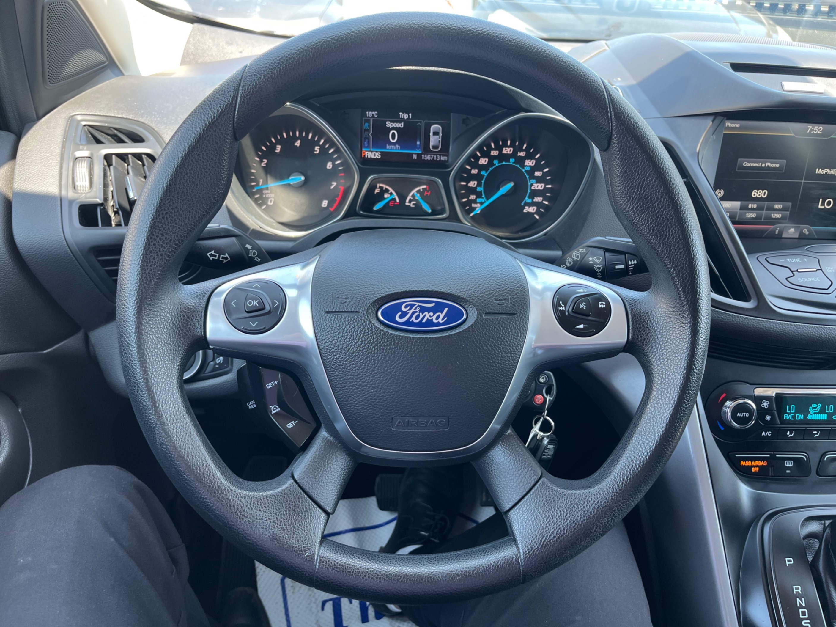 /gundhu/2015-Ford-Escape-97126564094778.jpg