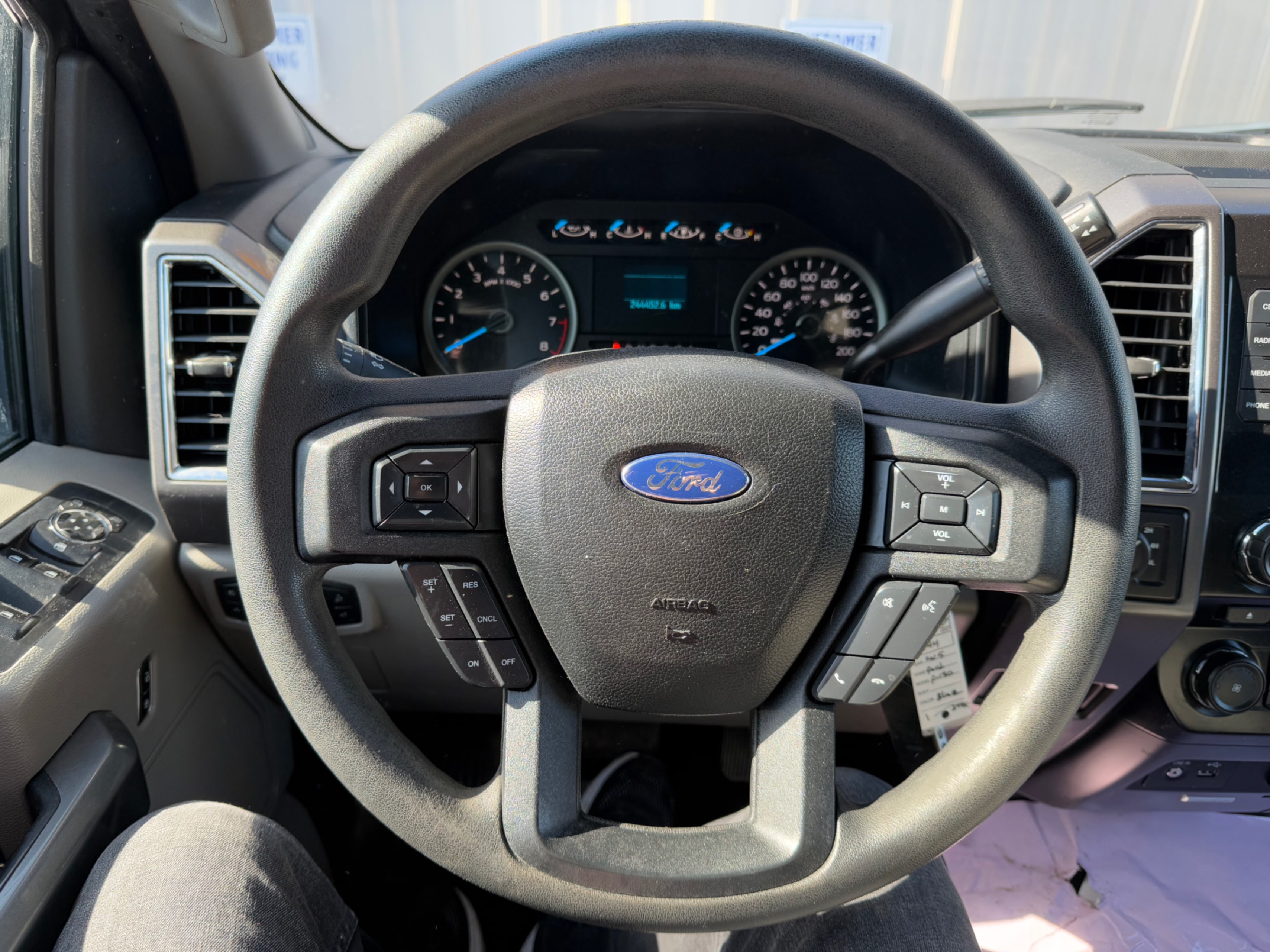 /gundhu/2015-Ford-F-150-3707563287678248.jpg