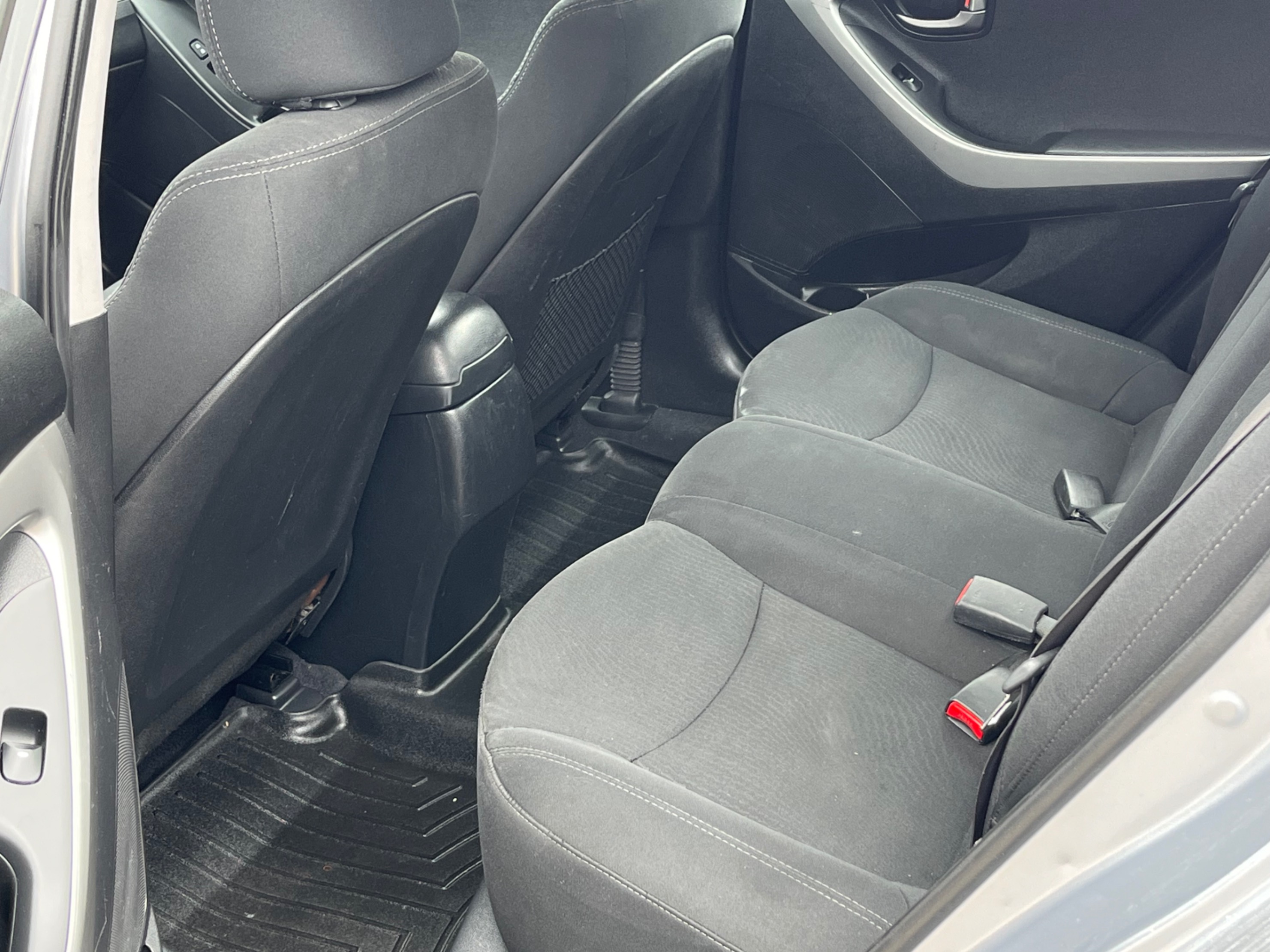 /gundhu/2015-Hyundai-Elantra-19277123525109663.jpg