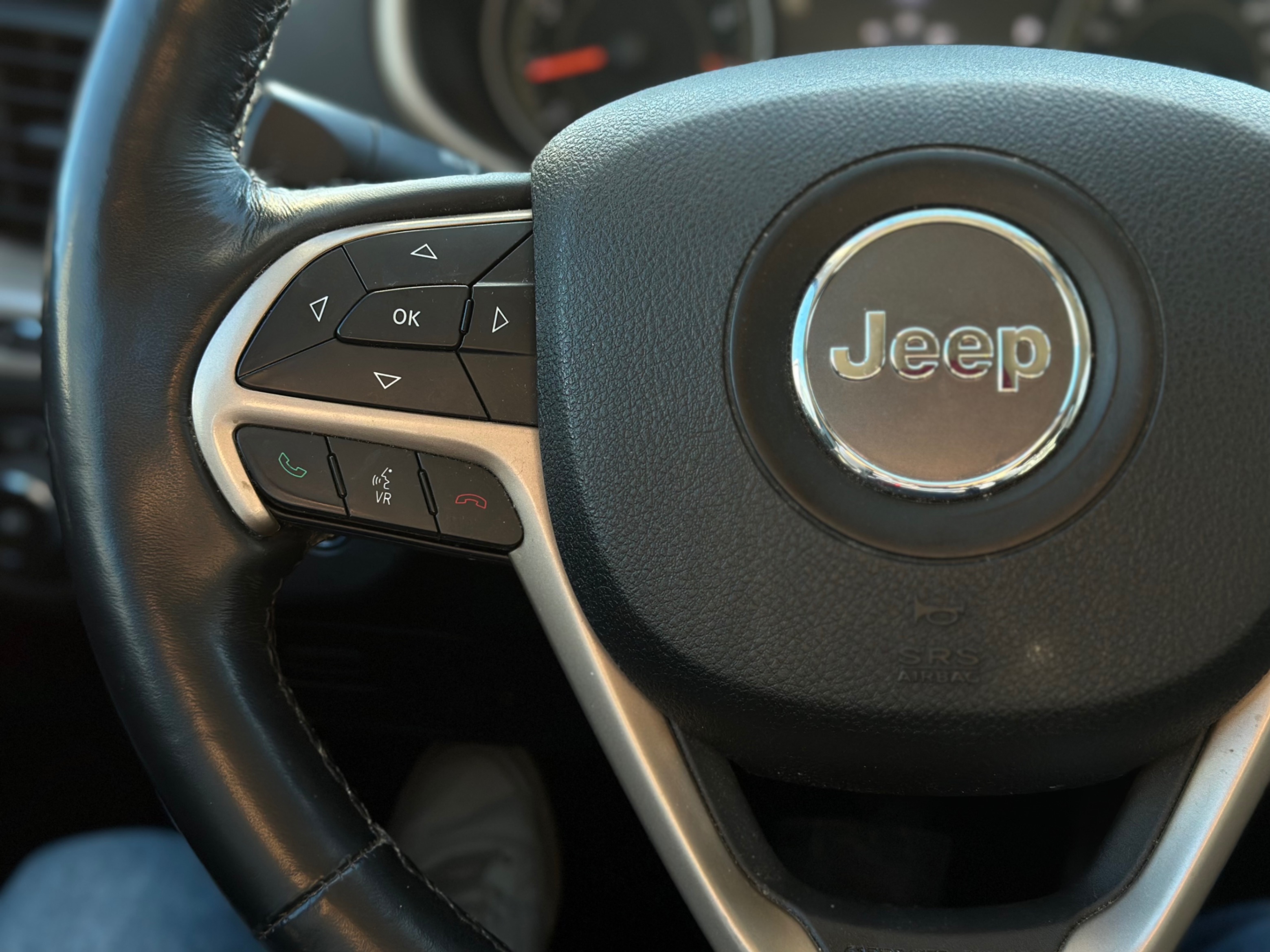 /gundhu/2015-Jeep-Cherokee-18783450342641328.jpg