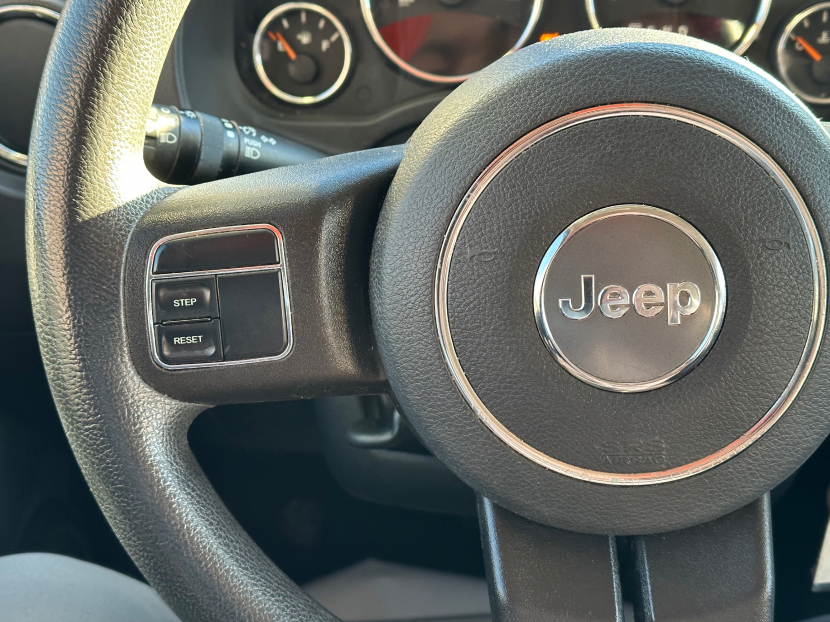 /gundhu/2015-Jeep-Compass-5732245395685311.jpg