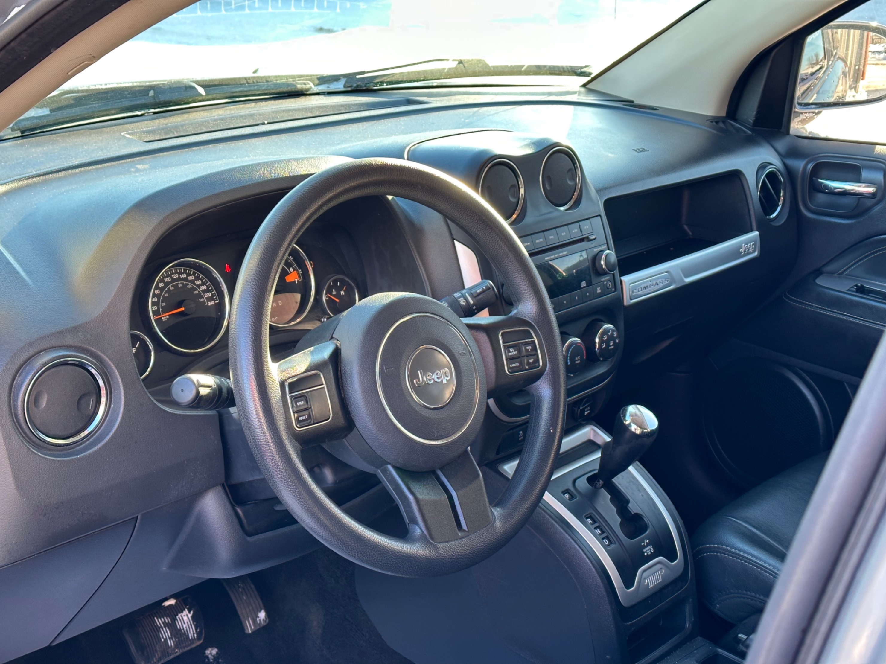 /gundhu/2015-Jeep-Compass-8438042251122295.jpg