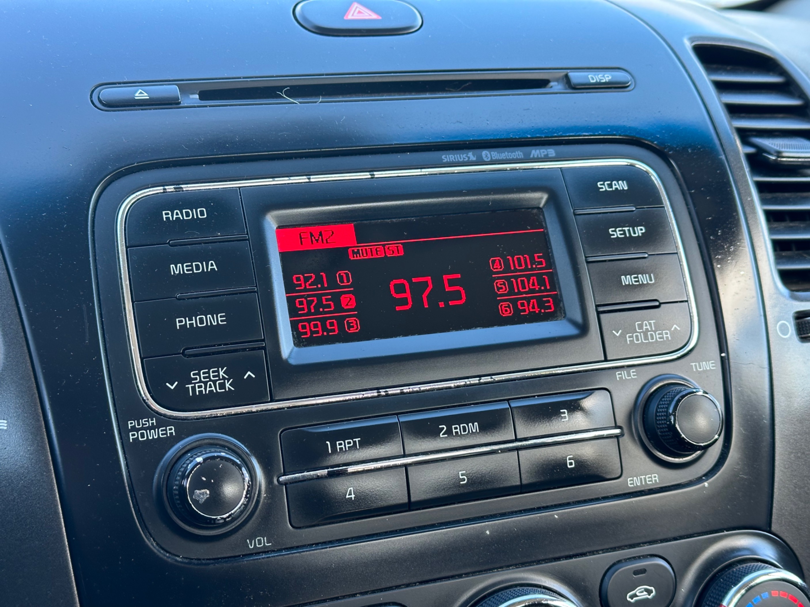 /gundhu/2015-Kia-Forte-3876601898397902.jpg