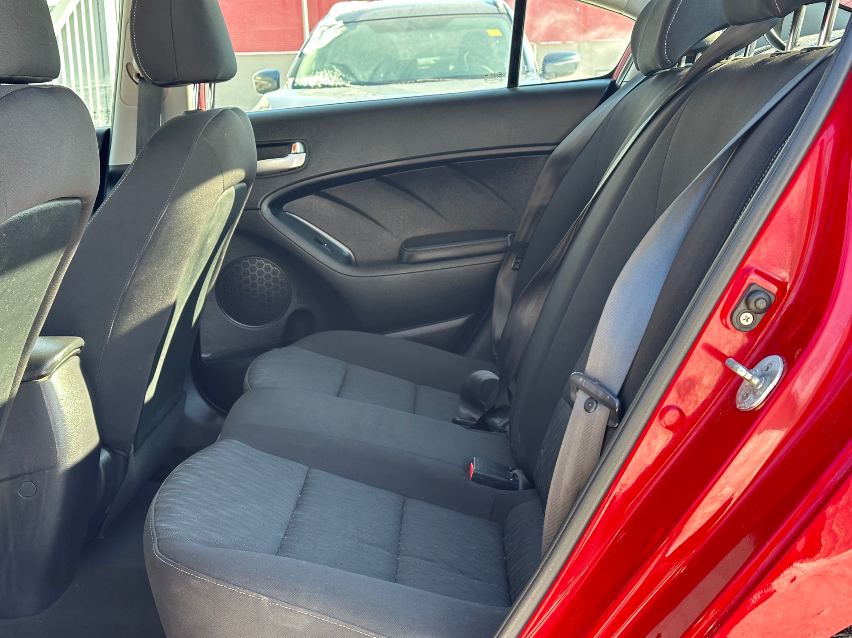 /gundhu/2015-Kia-Forte-7977304141447299.jpg