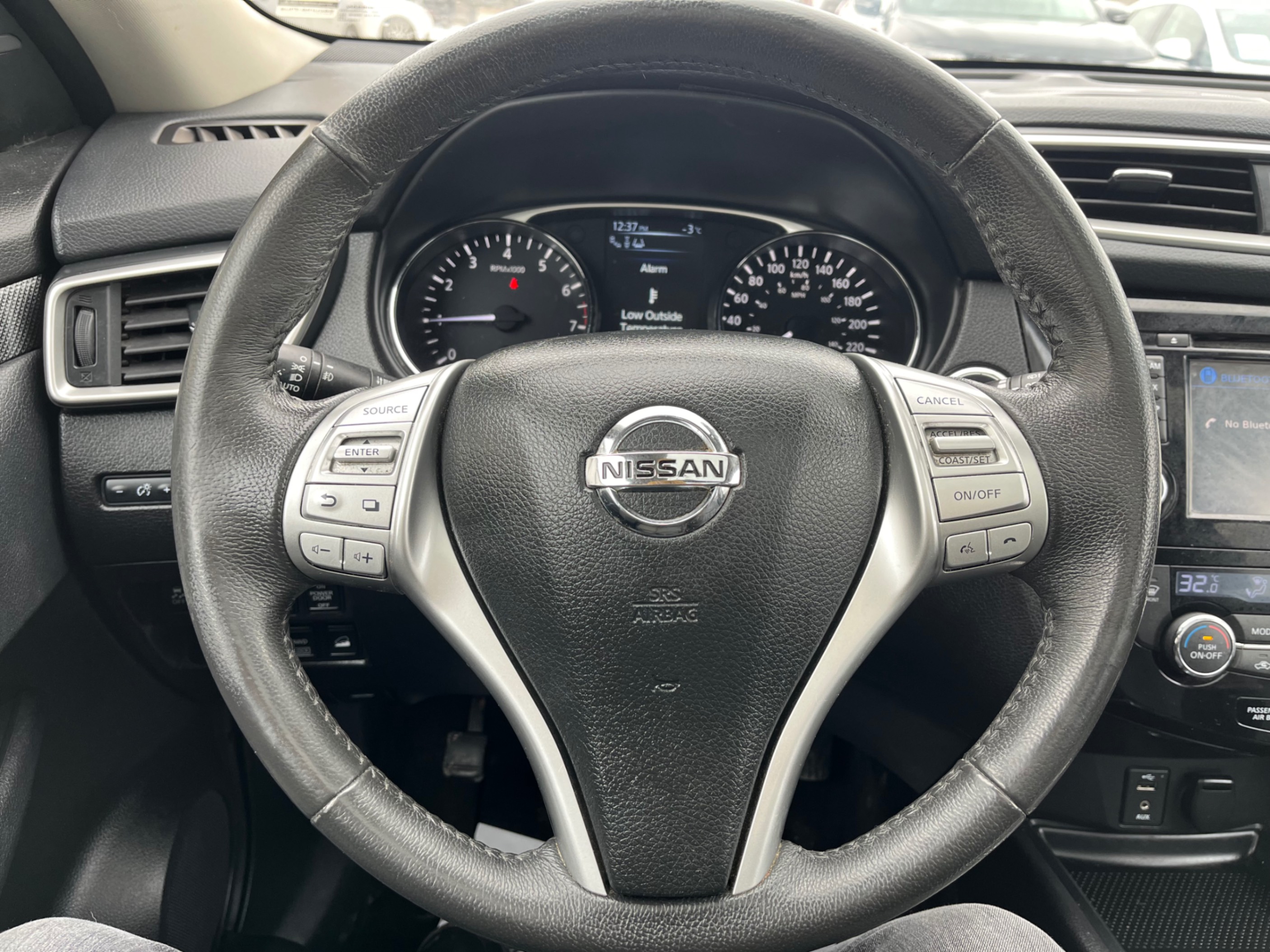 /gundhu/2015-Nissan-Rogue-21839608246380937.jpg