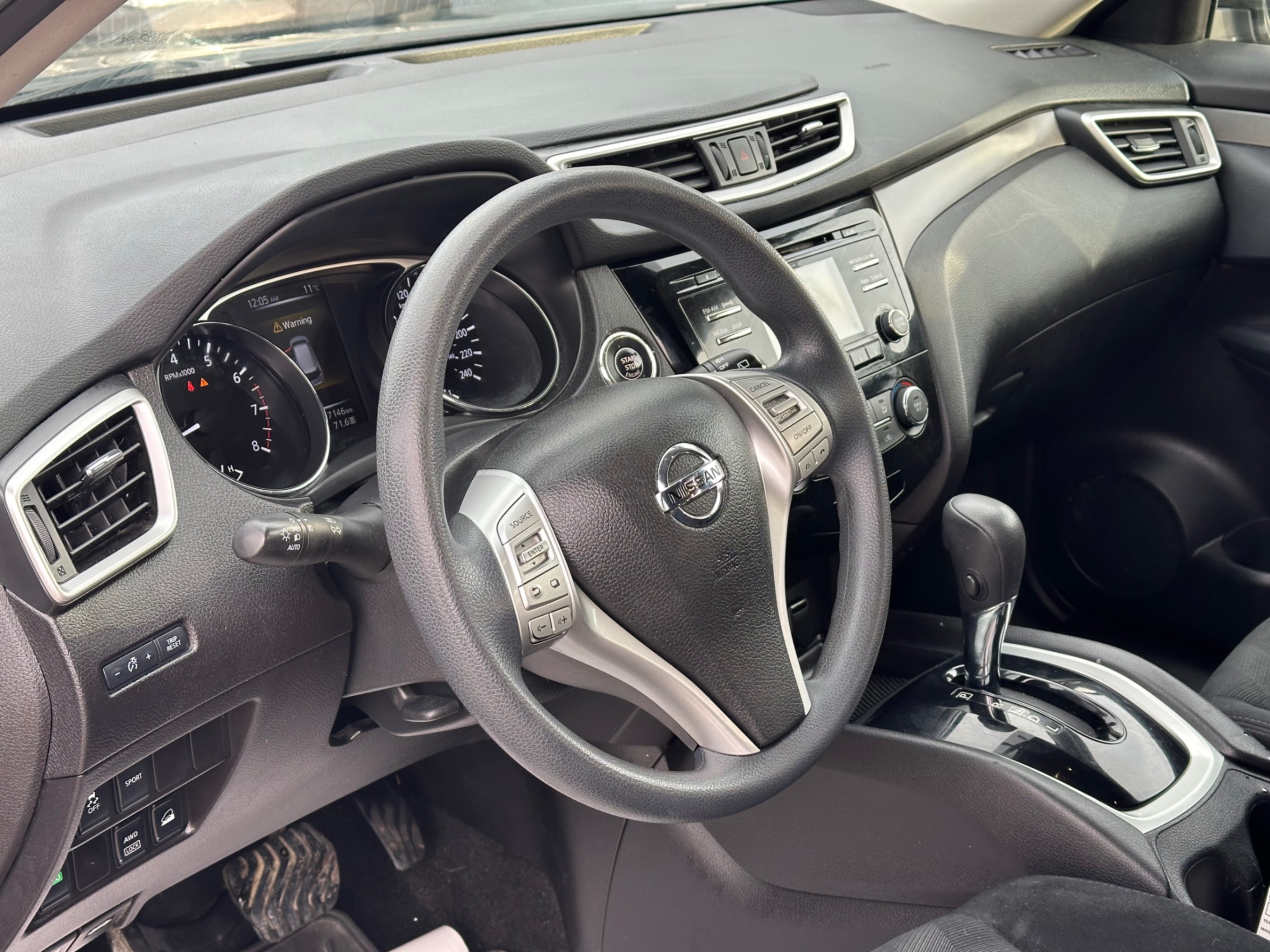 /gundhu/2015-Nissan-Rogue-481125959615301.jpg