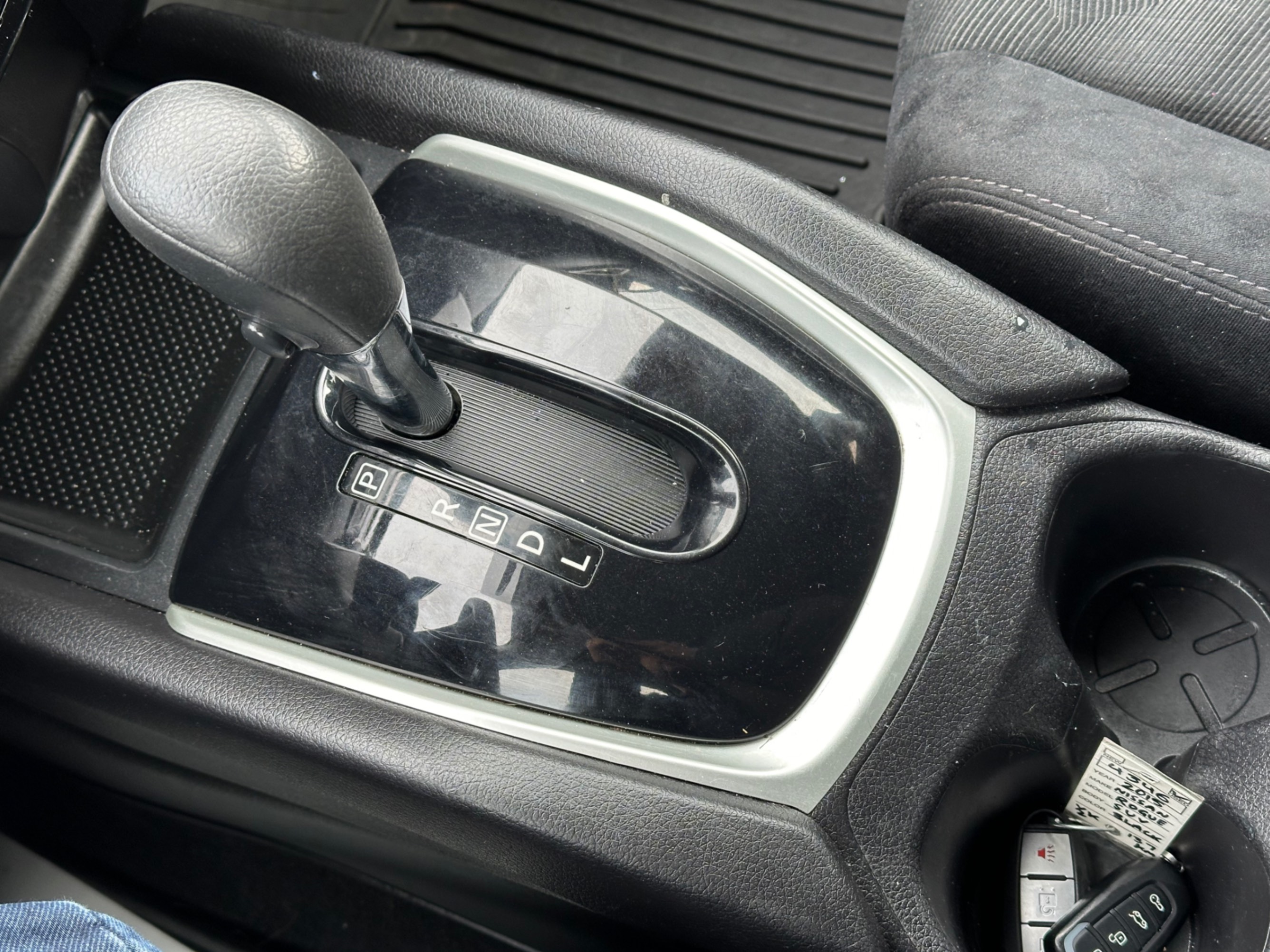 /gundhu/2015-Nissan-Rogue-9843277561241419.jpg