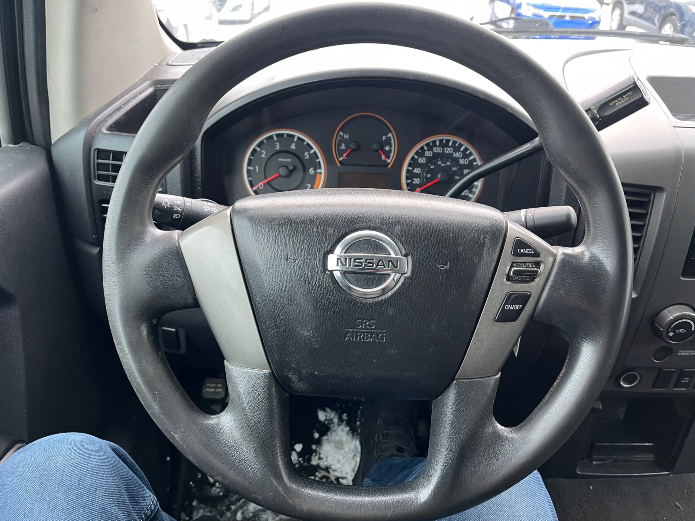 /gundhu/2015-Nissan-Titan-8243436500173491.jpg