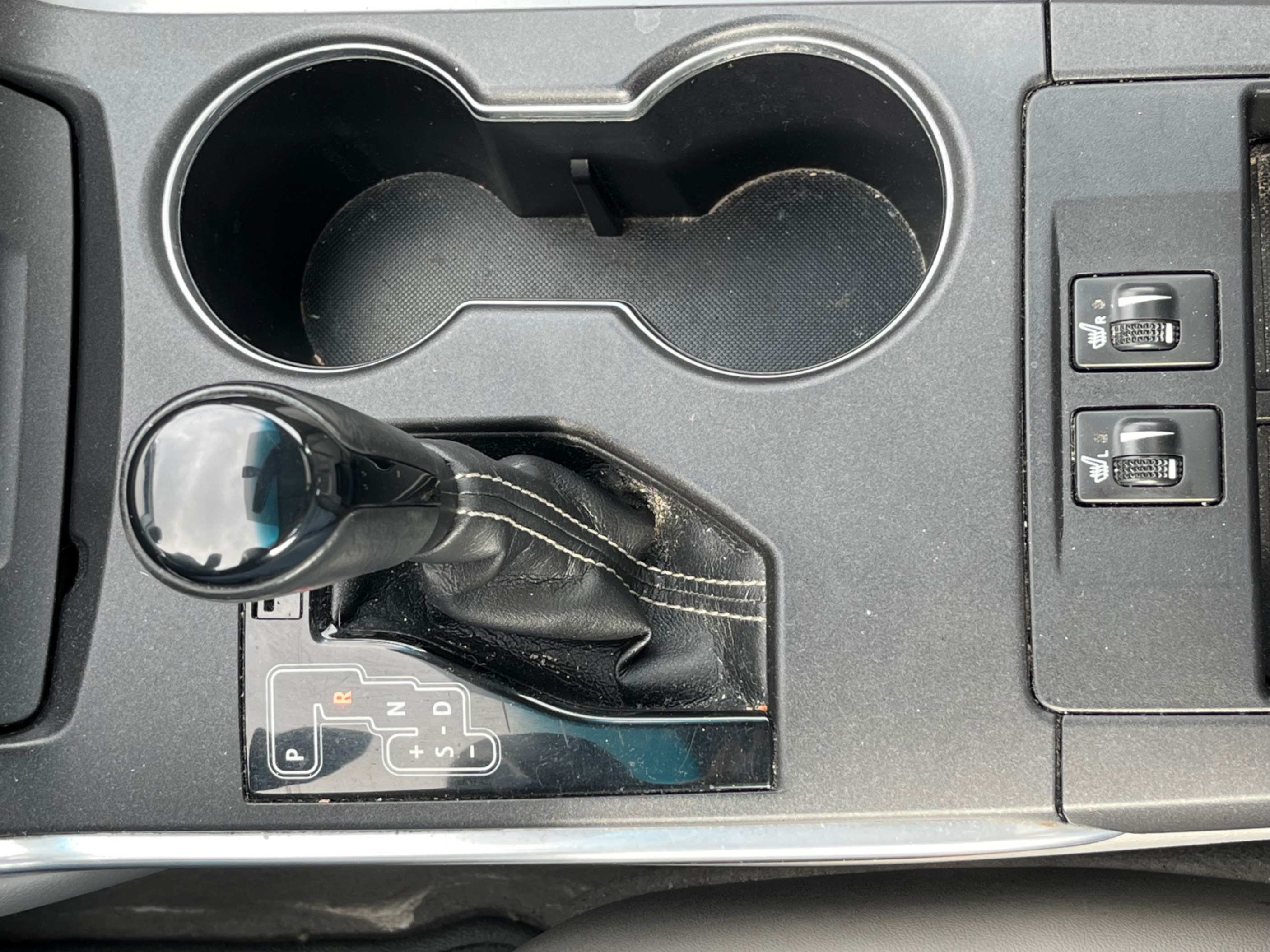 /gundhu/2015-Toyota-Camry-8466464008419177.jpg