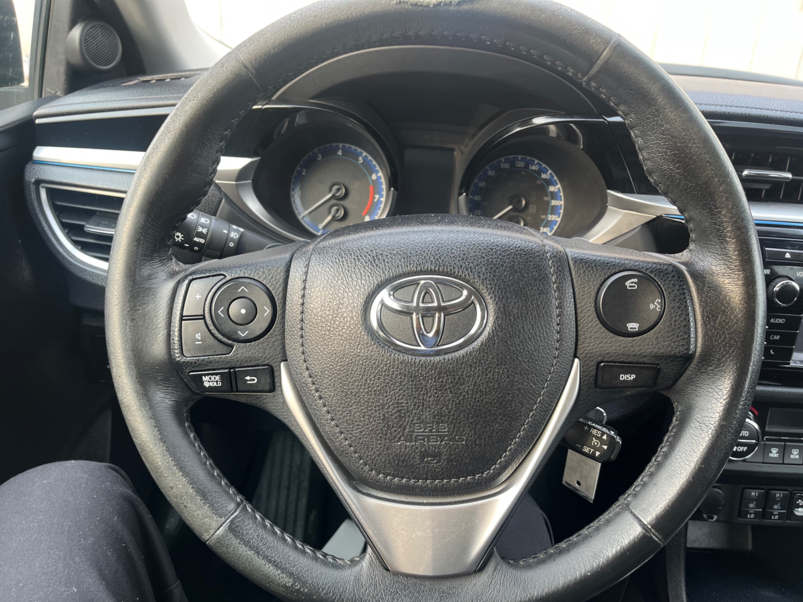 /gundhu/2015-Toyota-Corolla-8429077010278534.jpg