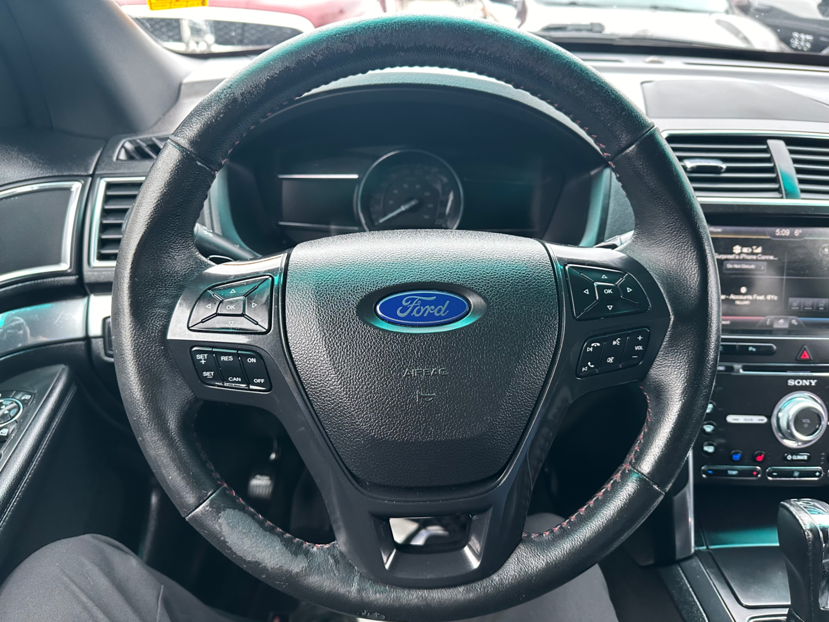 /gundhu/2016-Ford-Explorer-42856660662457124.jpg
